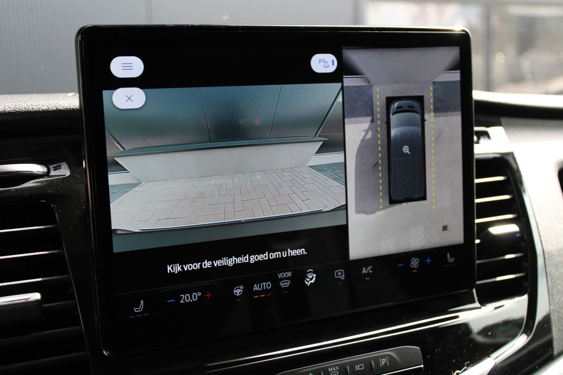 Ford Transit 350 2.0 TDCI L2H2 Trend 165pk - Facelift - Adaptive Cruise - Navigatie - Blind Spot - 360 Camera - Stoel - Stuurverwarming - Rijklaar thumbnail 22