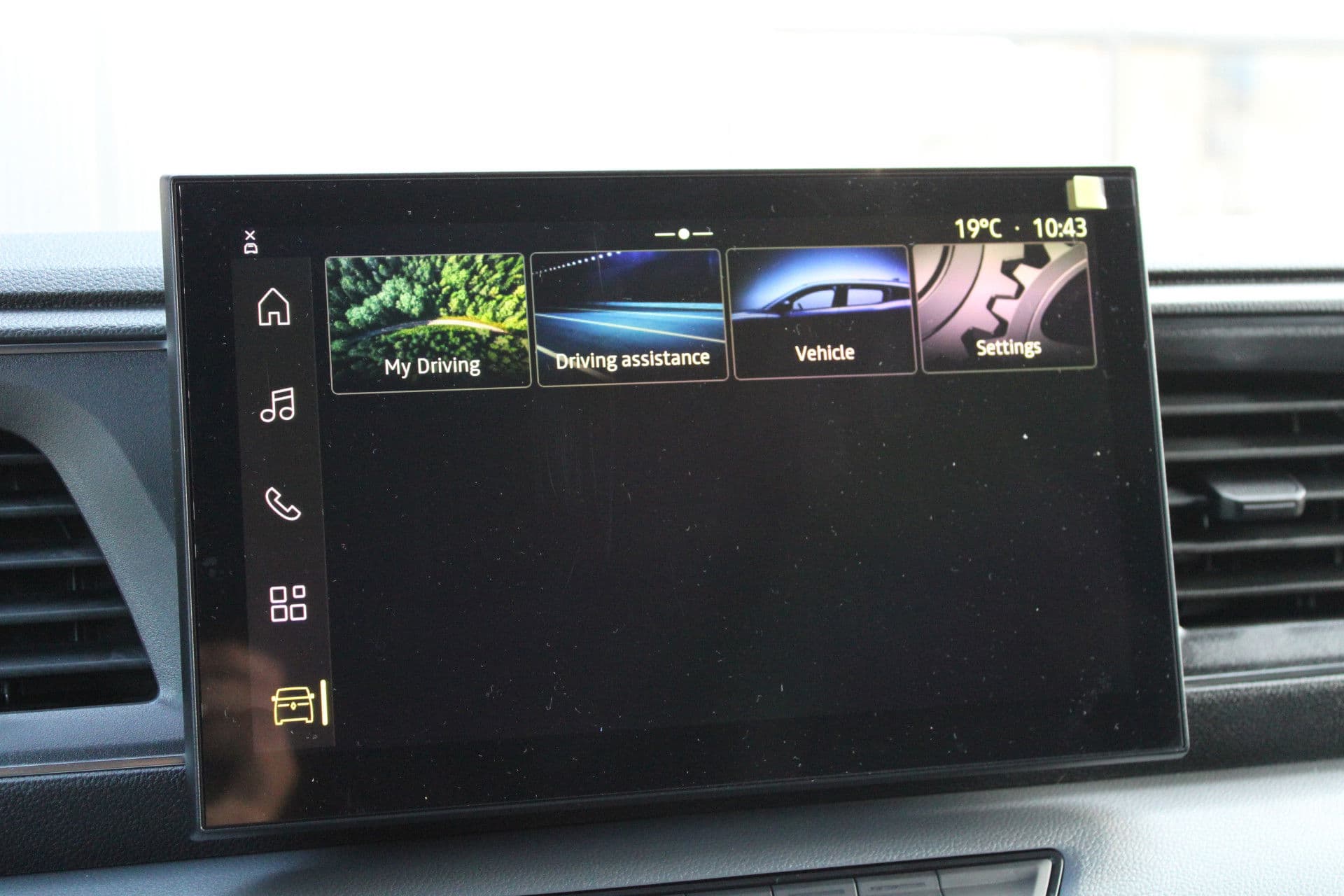 Renault Master T35 2.0 dCi 170pk L2H2 Extra - 2x Schuifdeur - Navigatie - Blind Spot - Camera - Stoelverwarming - Verwarmde voorruit - Rijklaar thumbnail 24