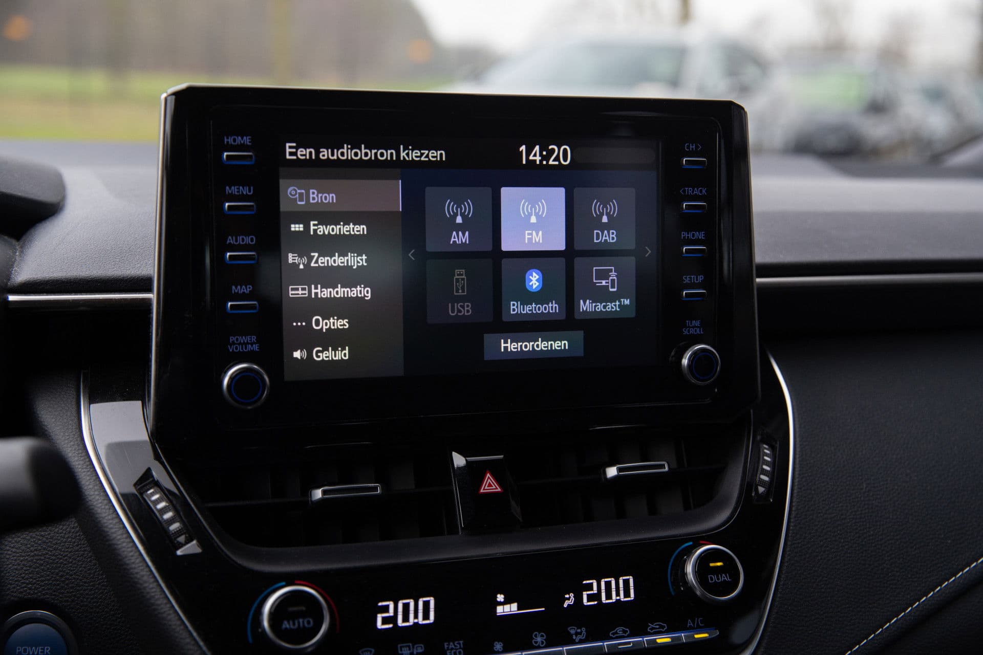 Toyota Corolla 1.8 Hybrid Business , Achteruitrijcamera thumbnail 13