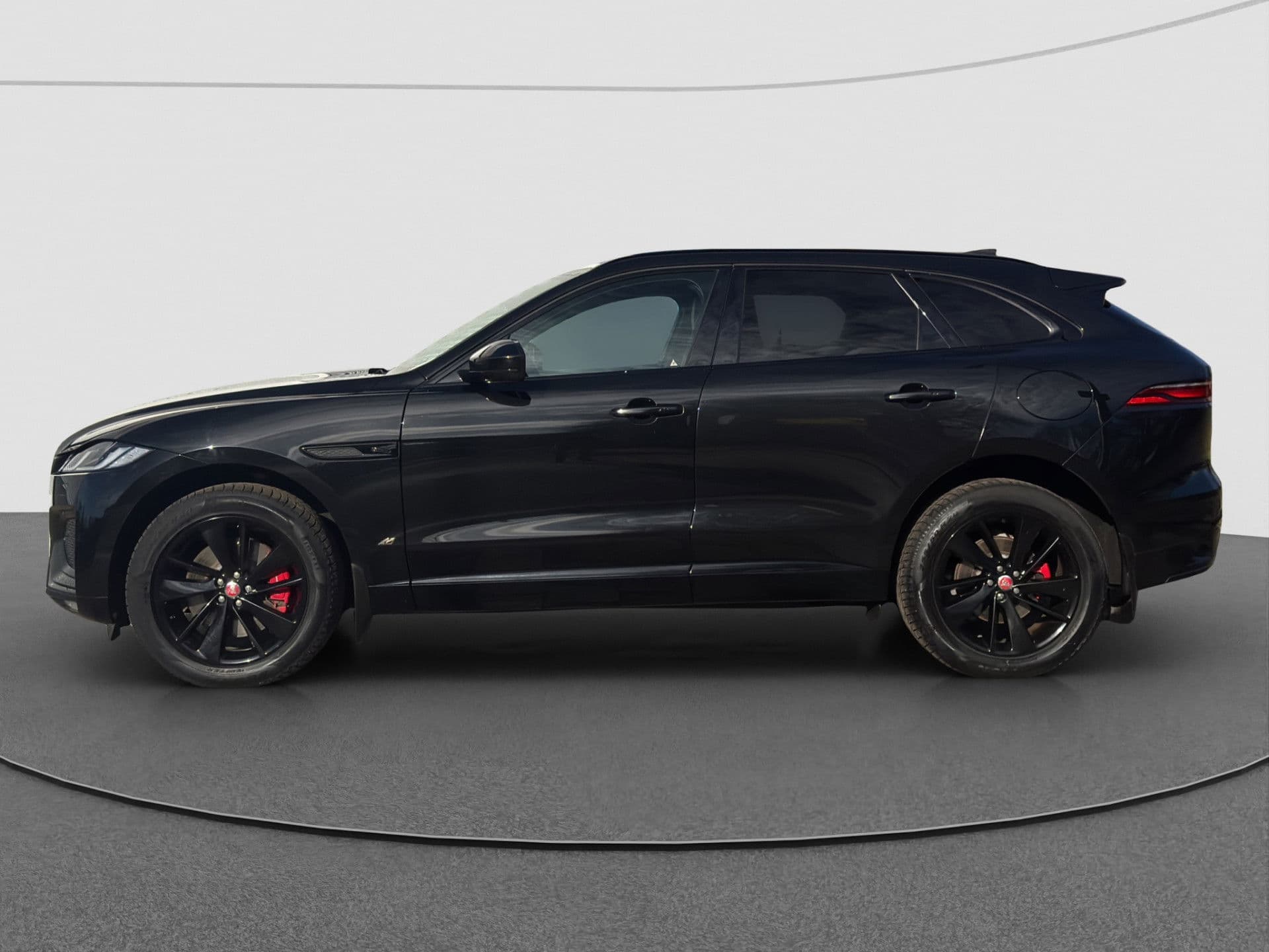 Jaguar F-Pace P400e R-Dynamic SE | Pano | Memory | Meridian | Camera | Adaptive thumbnail 9