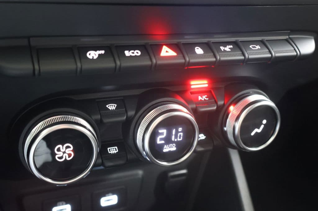 Dacia Duster 1.3 TCe Prestige | Trekhaak thumbnail 31