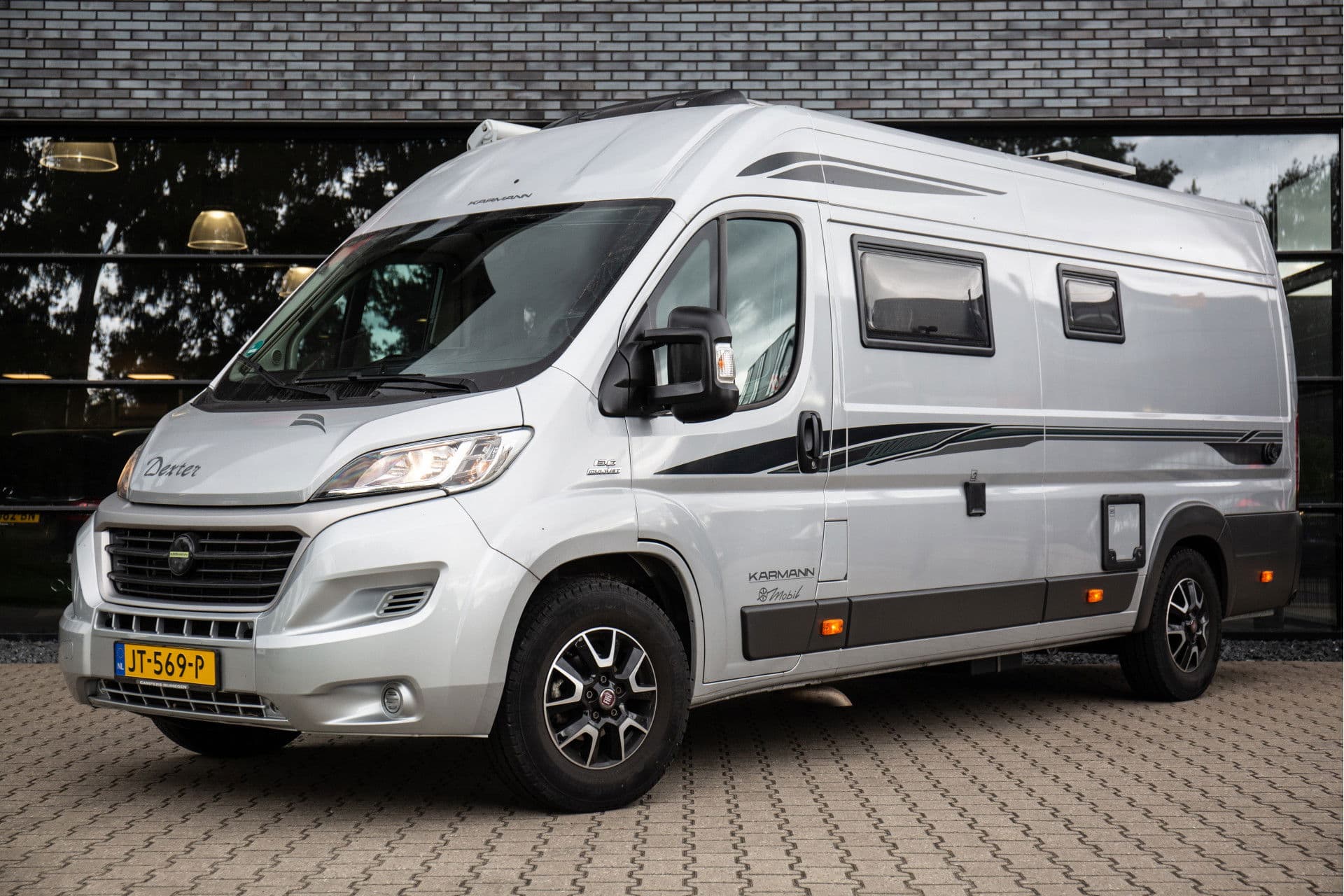 Karmann-Mobil DEXTER DEXTER , Cruise control, Goed onderhouden, Tv-scherm, Fietsendrager, Gasfornuis, Toilet,