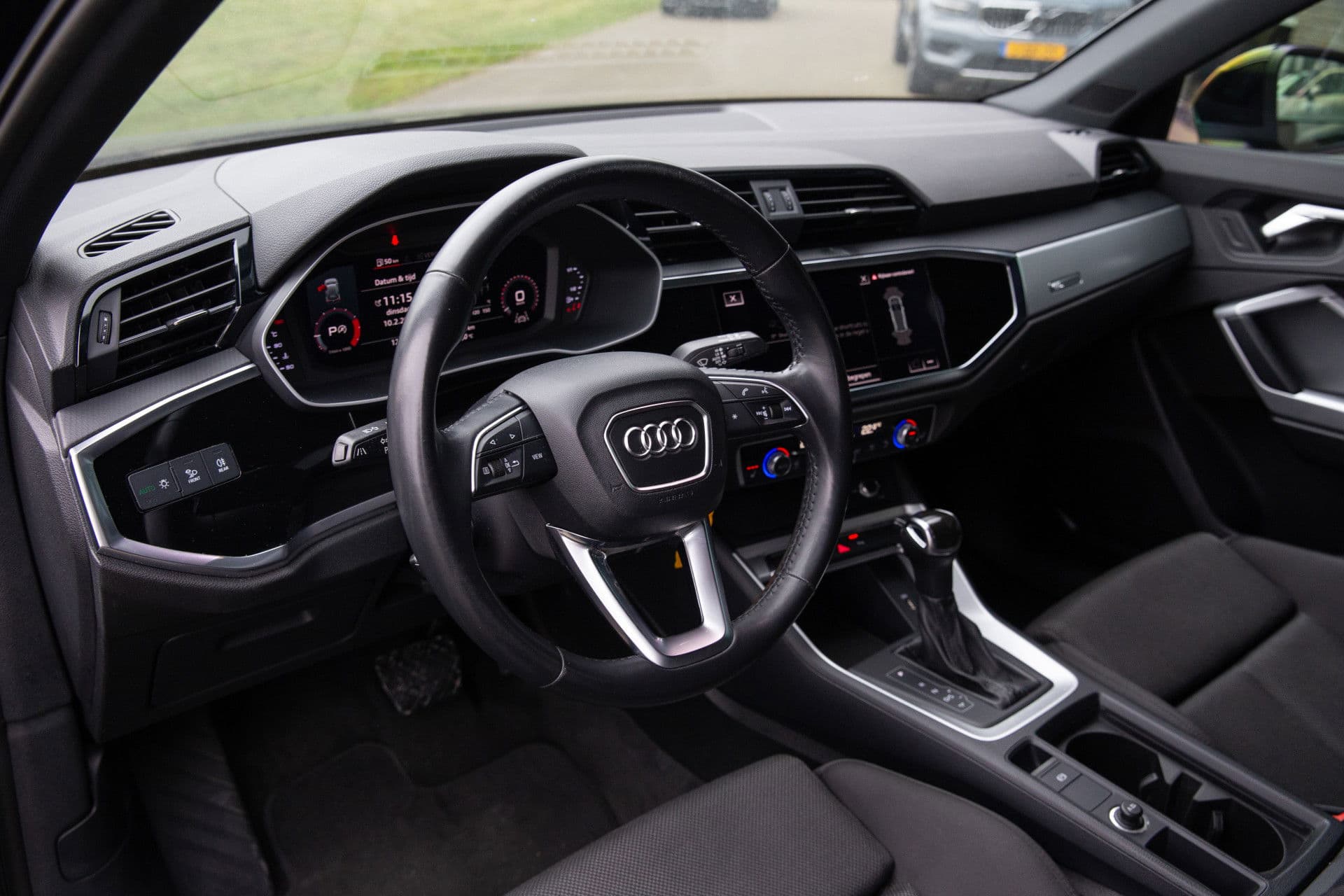 Audi Q3 35 TFSI S Line Pro Line , Stoelverwarming, Led, Cruise thumbnail 4