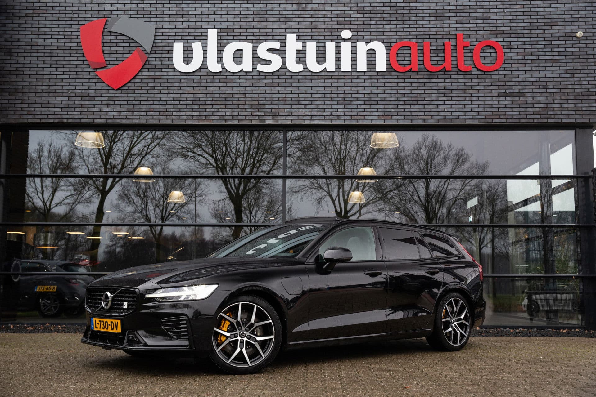 Volvo V60 2.0 T8 AWD Polestar Engineered , NL-Auto, Panoramadak, 360-camera, Harman&Kardon, HUD
