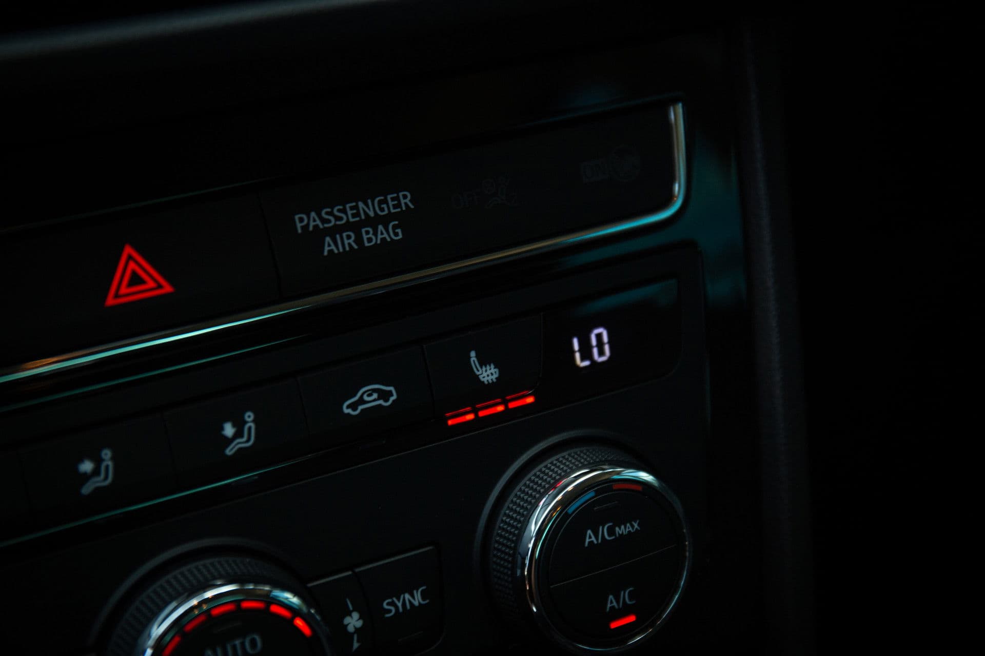 SEAT Leon 1.5 TSI FR Business Intense , Automaat, Cruise control, Sportstuur, Rode sticksels thumbnail 20