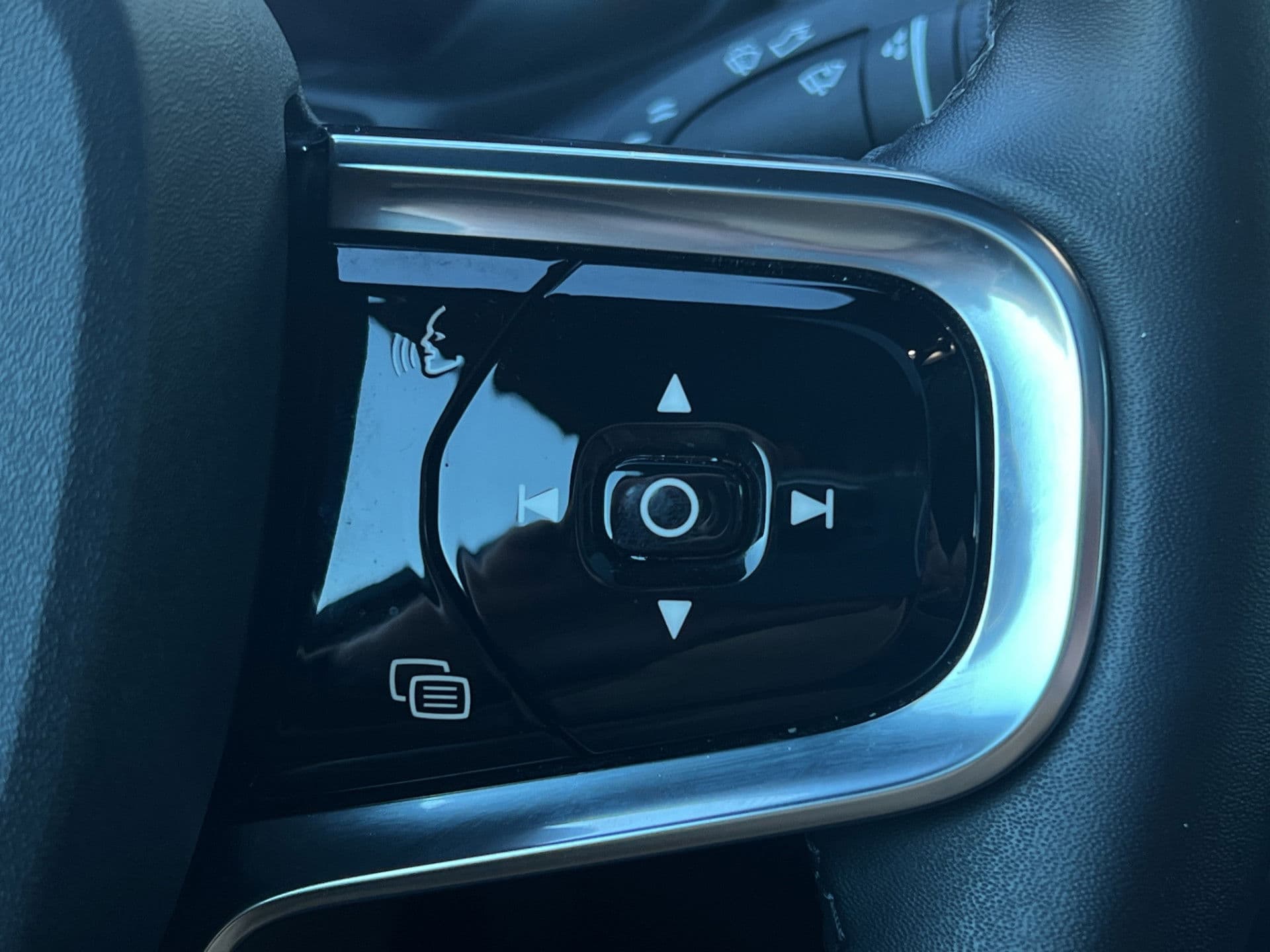 Polestar 2 Long Range Dual Motor Launch Edition 78kWh | Trekhaak | H/K audio | Pano | Pilot pakket thumbnail 13