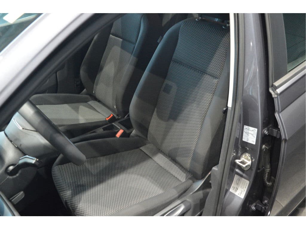 Volkswagen Polo 1.0 TSI carplay led cruise airco lichtmetaal 95 pk !! thumbnail 10