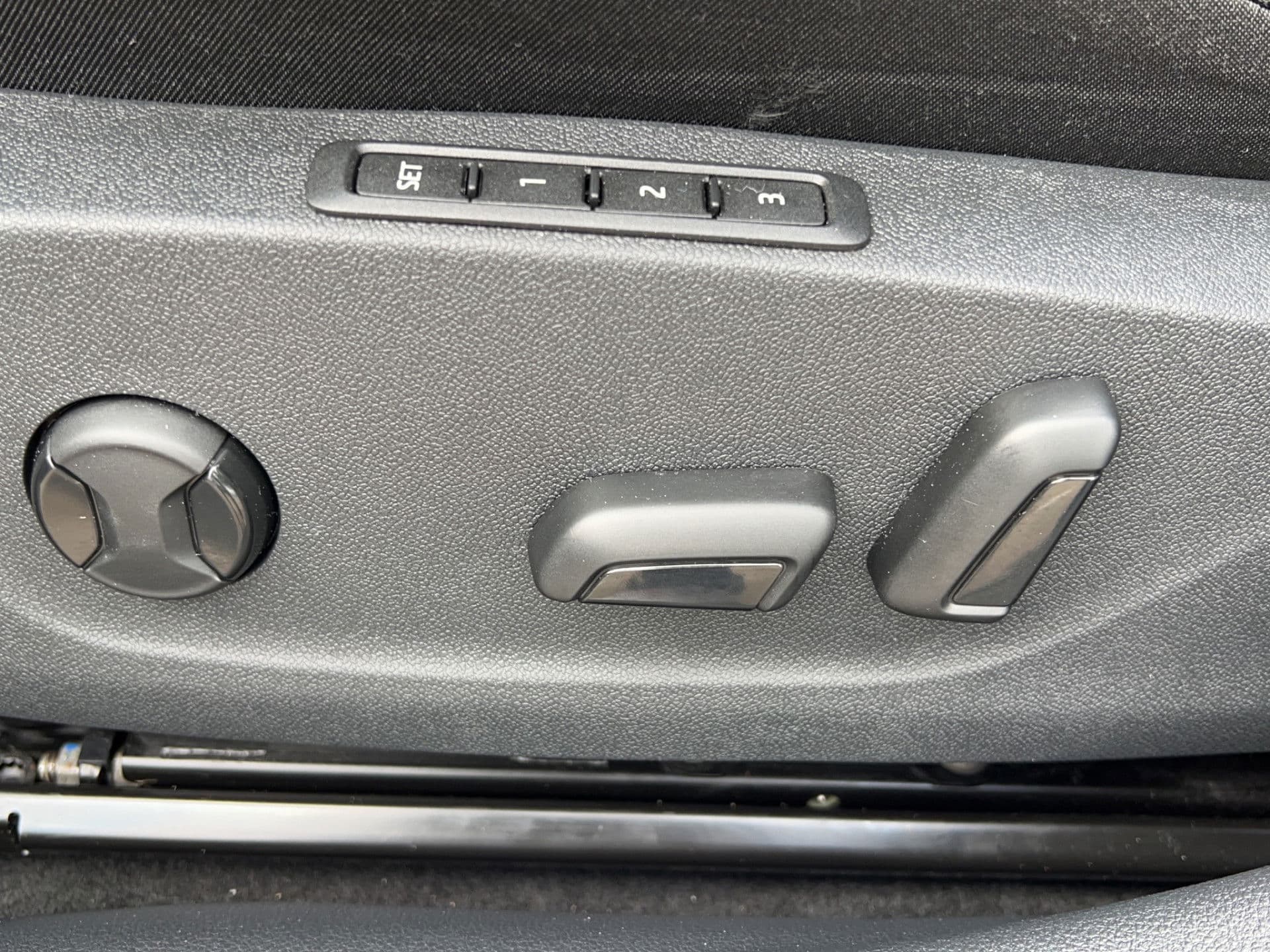 Škoda Octavia Combi 1.4 TSI iV PHEV Business Edition Plus | Panorama | Keyless | Memory stoel thumbnail 4