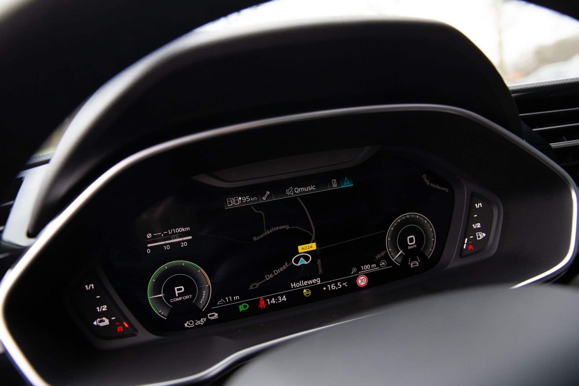 Audi Q3 45 TFSI e S edition , Panoramadak, Sonos, Adap. cruise, thumbnail 11