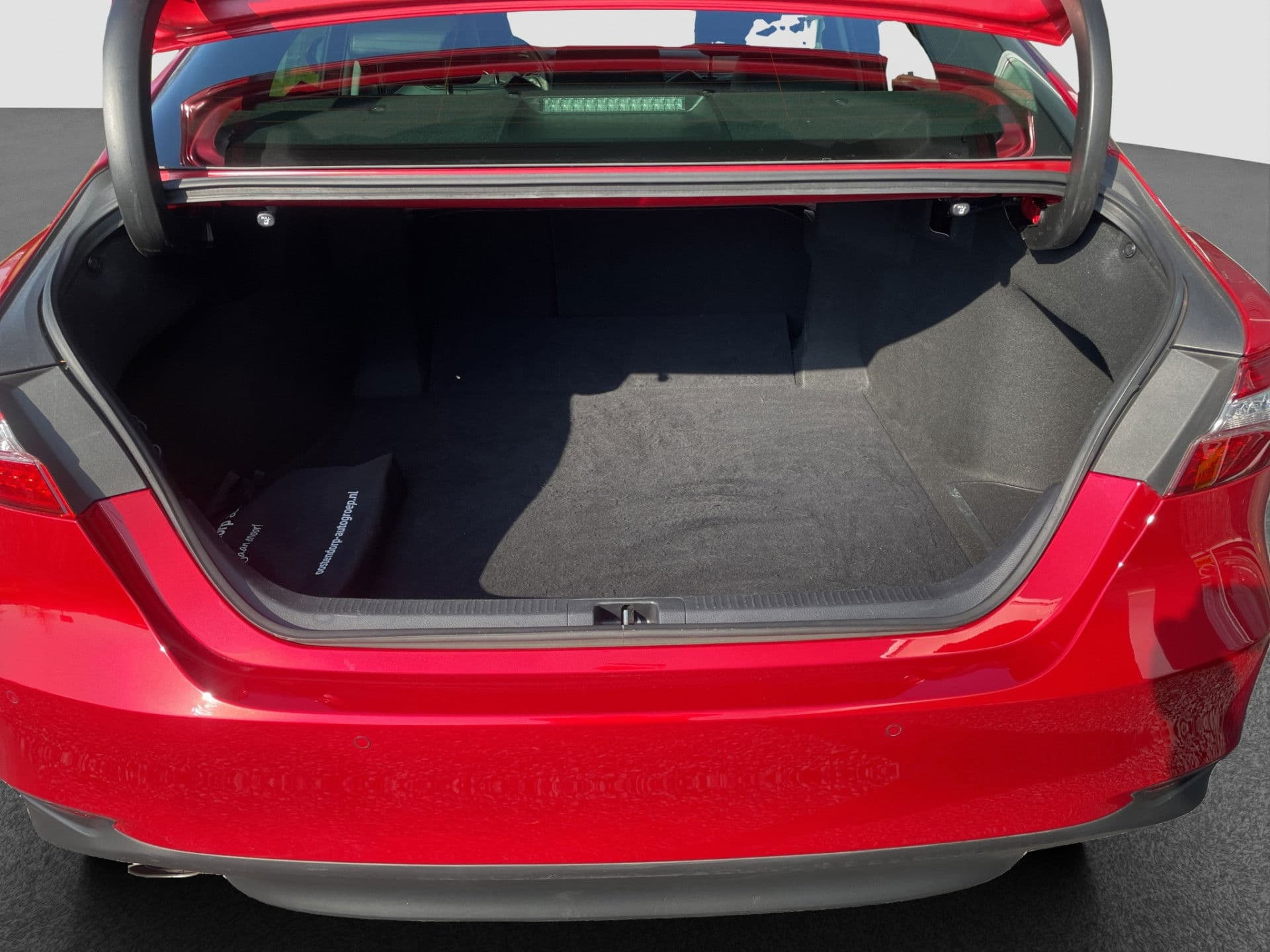 Toyota Camry 2.5 Hybrid Business + Blindspot | leder | Camera! thumbnail 25