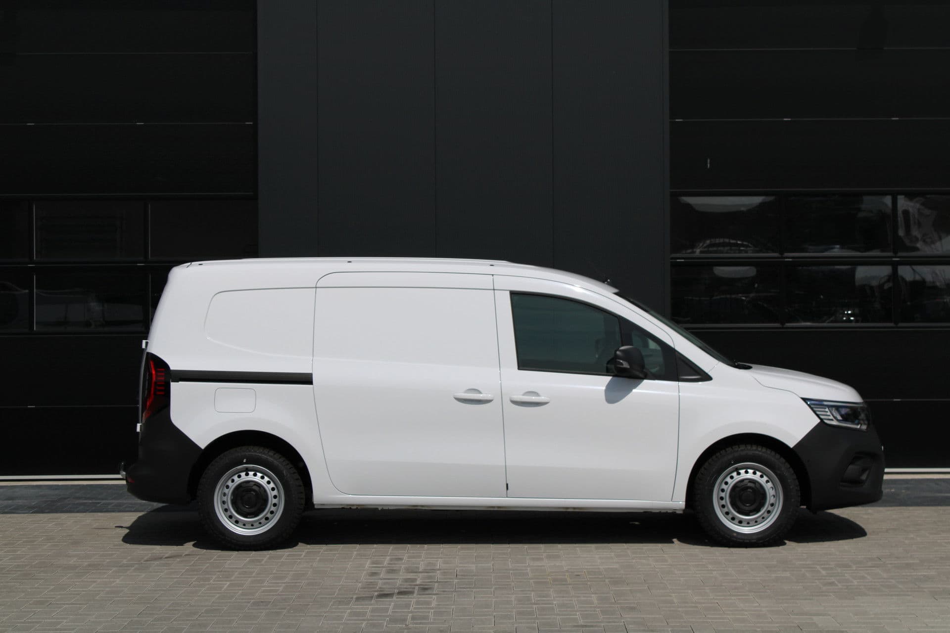 Renault Kangoo E-Tech Advance L2 44 kWh 123pk - Trekhaak - Stoelverwarming - PDC - Navi - Betimmering - LED - DAB - Cruise - Rijklaar thumbnail 28