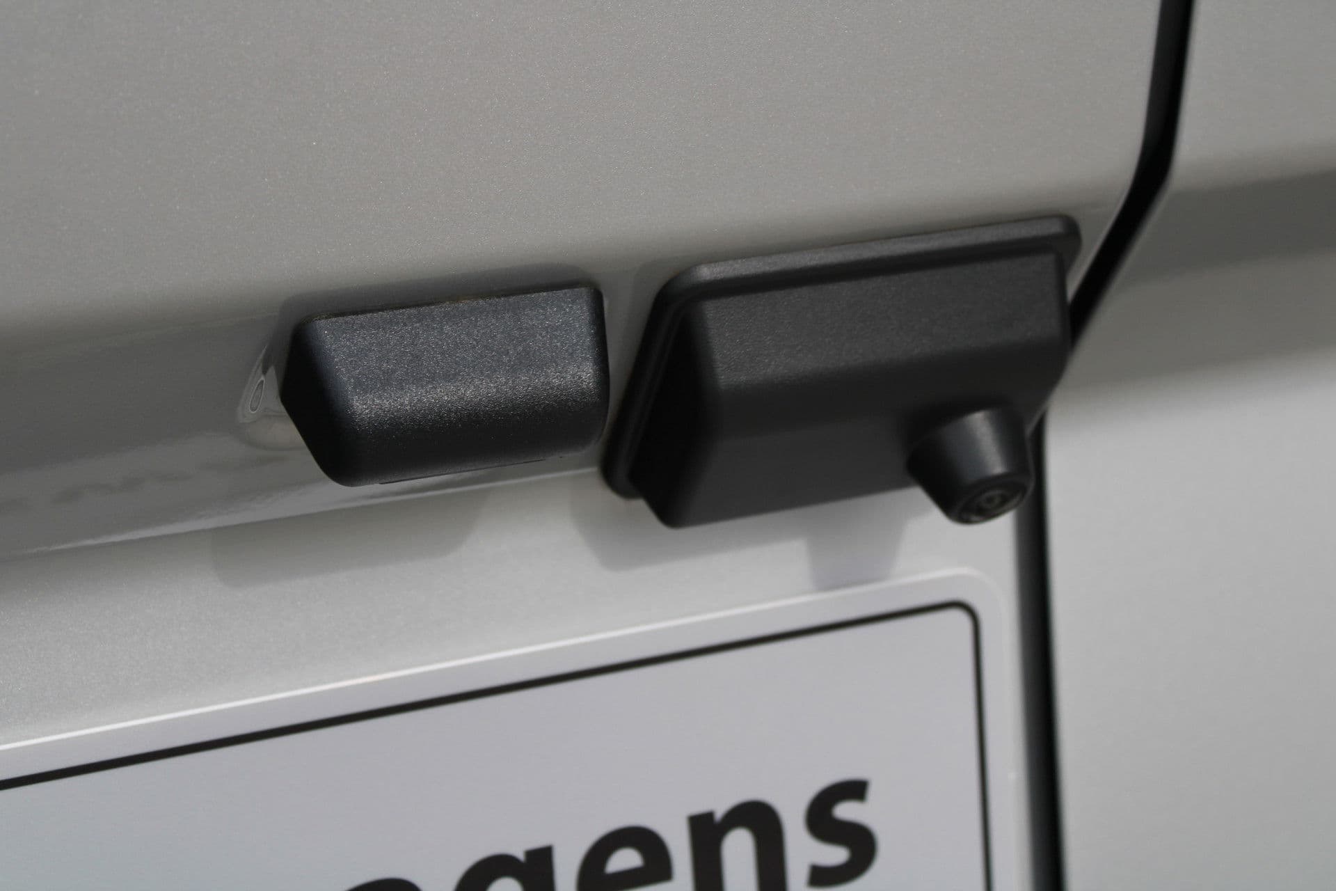 Ford Transit Custom 320 2.5 PHEV L2H1 Trend 232pk - 5 jaar GARANTIE - 2x Schuifdeur - Adaptive Cruise - Blind Spot - Navigatie - Camera - Verwarmd Stuur - Rijklaar thumbnail 39