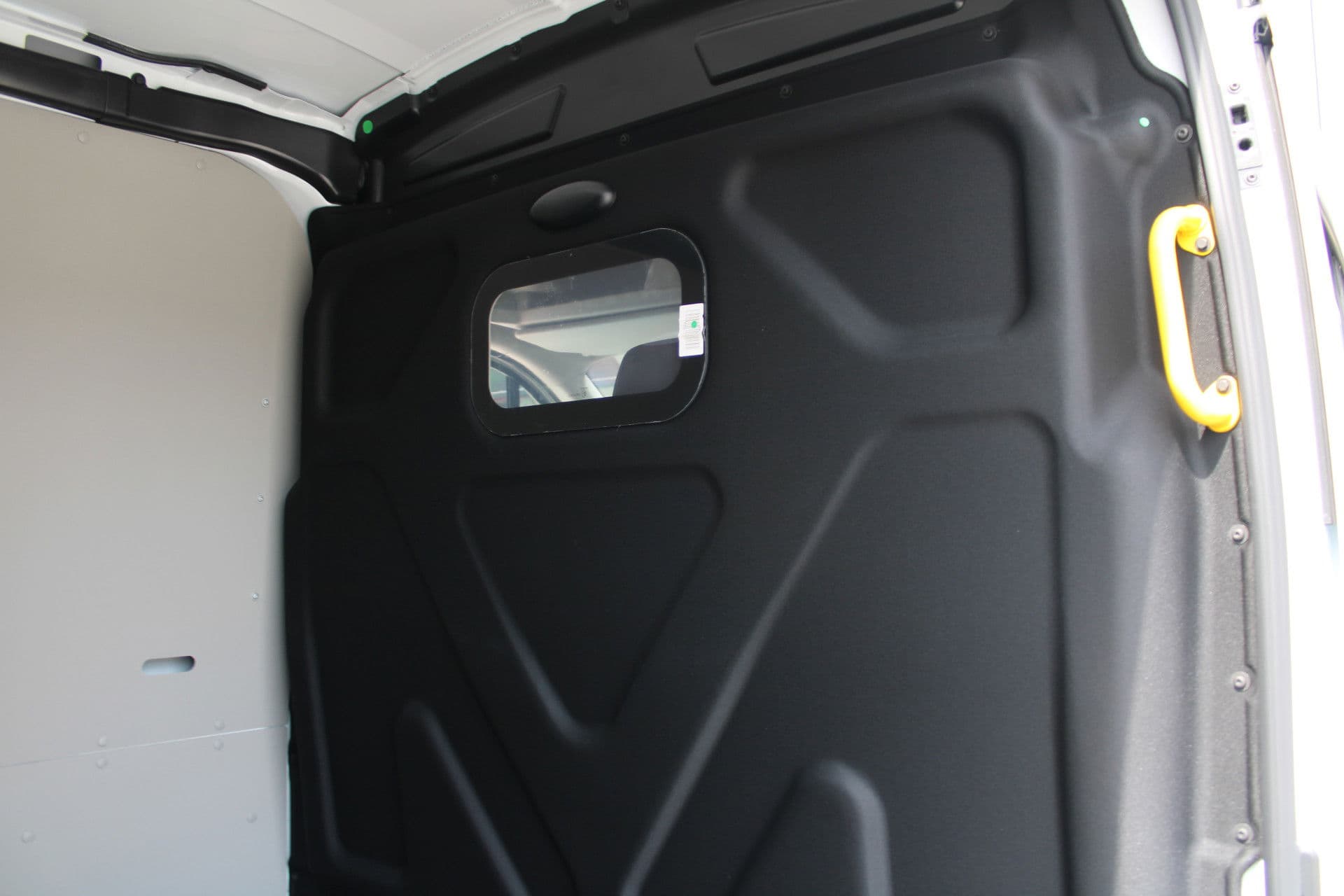 Ford E-Transit 350 L3H2 Trend 68 kWh Vol Elektrisch - 360 Camera - Pro Power Onboard - Dodehoek Assistent - Rijklaar thumbnail 7