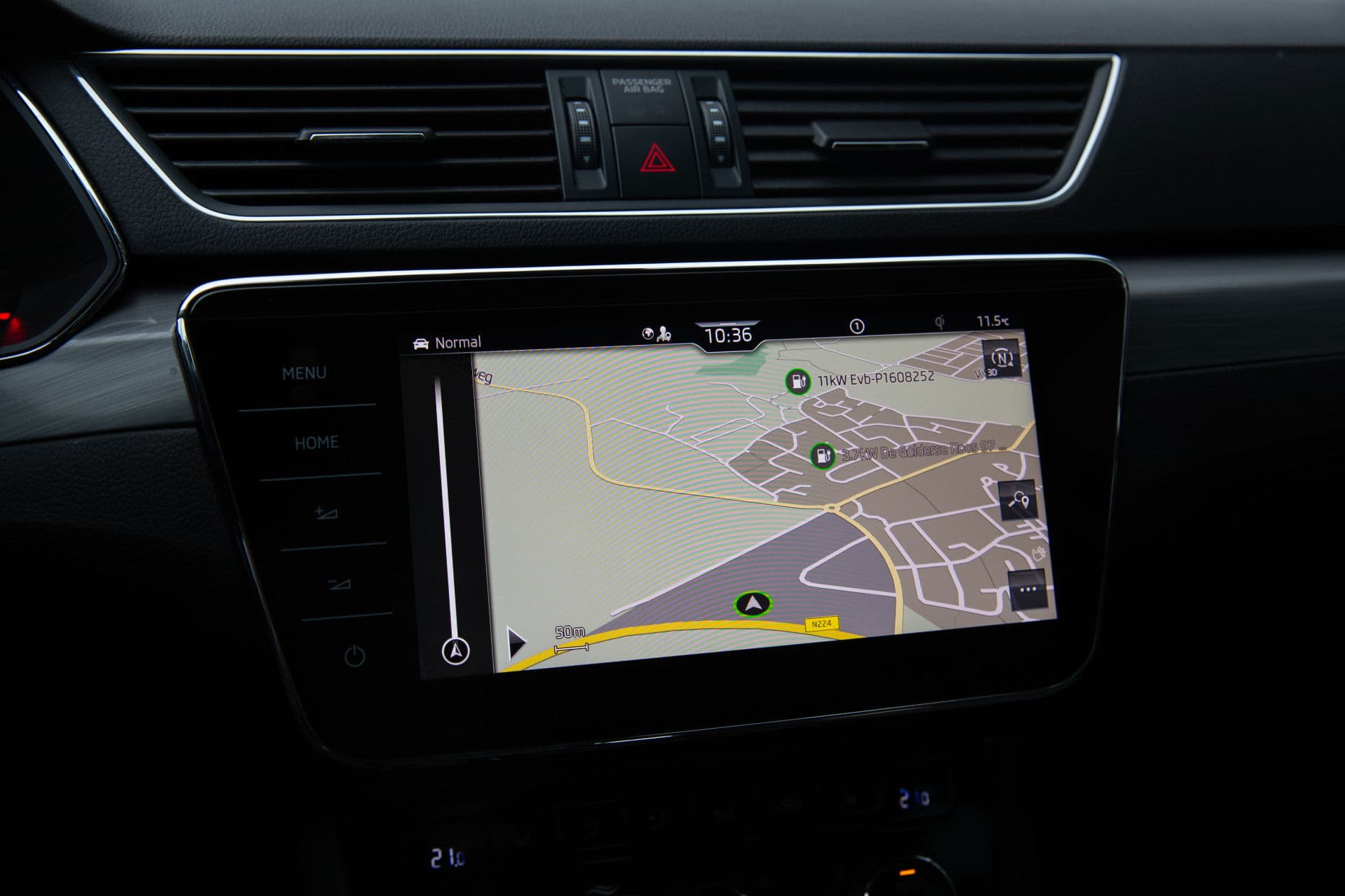 Škoda Superb Combi 1.4 TSI iV Business , Memory, Canton, Carplay, Camera thumbnail 14