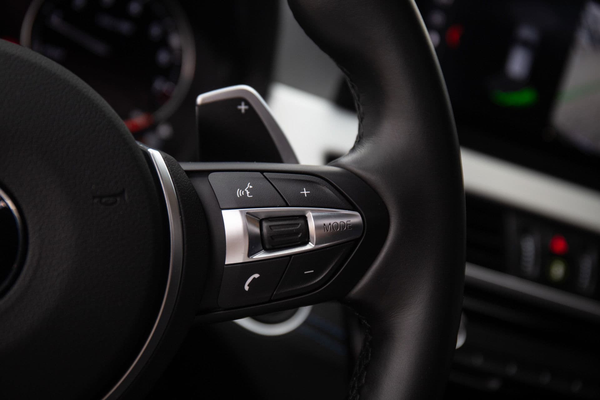 BMW X2 sDrive20i Business Edition , M-Sport, Panoramadak, Head-up display, BMW-Led thumbnail 14