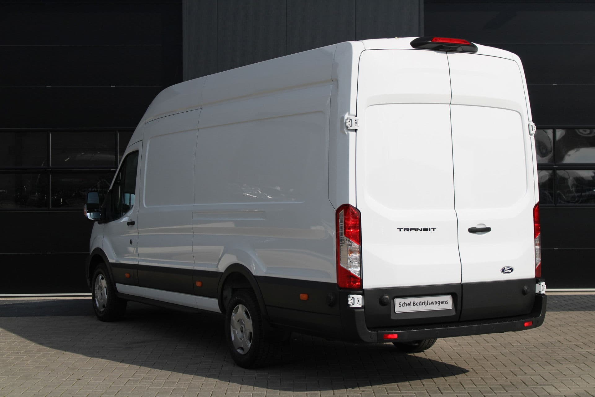 Ford Transit 350 2.0 TDCI L4H3 Trend RWD 130pk - 270gr deuren - Camera - Cruise - Carplay - Airco - PDC - Rijklaar thumbnail 8