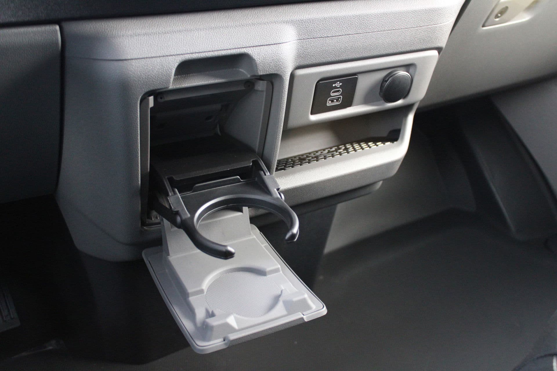 Ford E-Transit Custom 340 L2H1 Limited 65 kWh 218pk - 2x Schuif - LED - 360 Camera - B&O - ACC - Navi - Stoel/Stuurverwarming - Rijklaar thumbnail 39