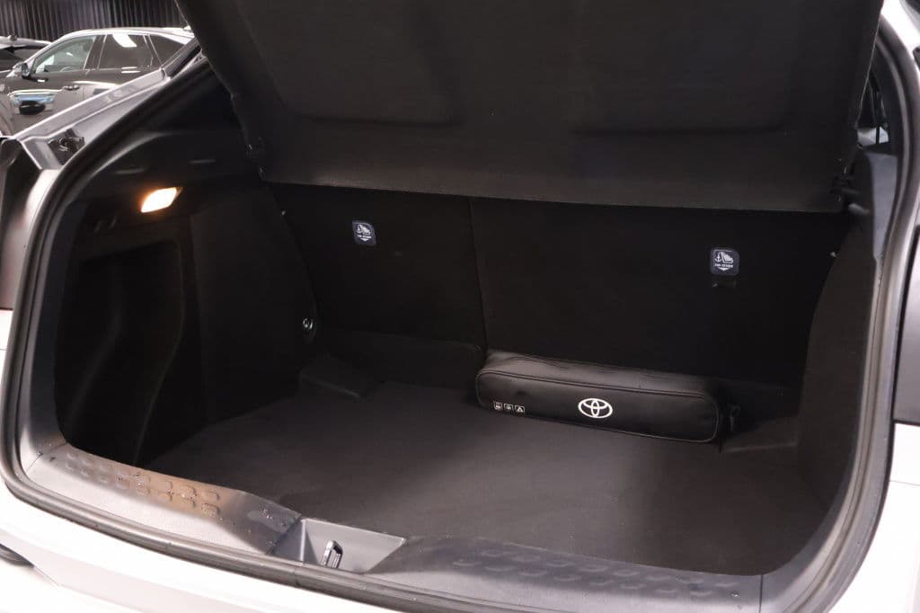 Toyota C-HR 1.8 Hybrid Dynamic | Dodehoekdetectie | PDC thumbnail 31