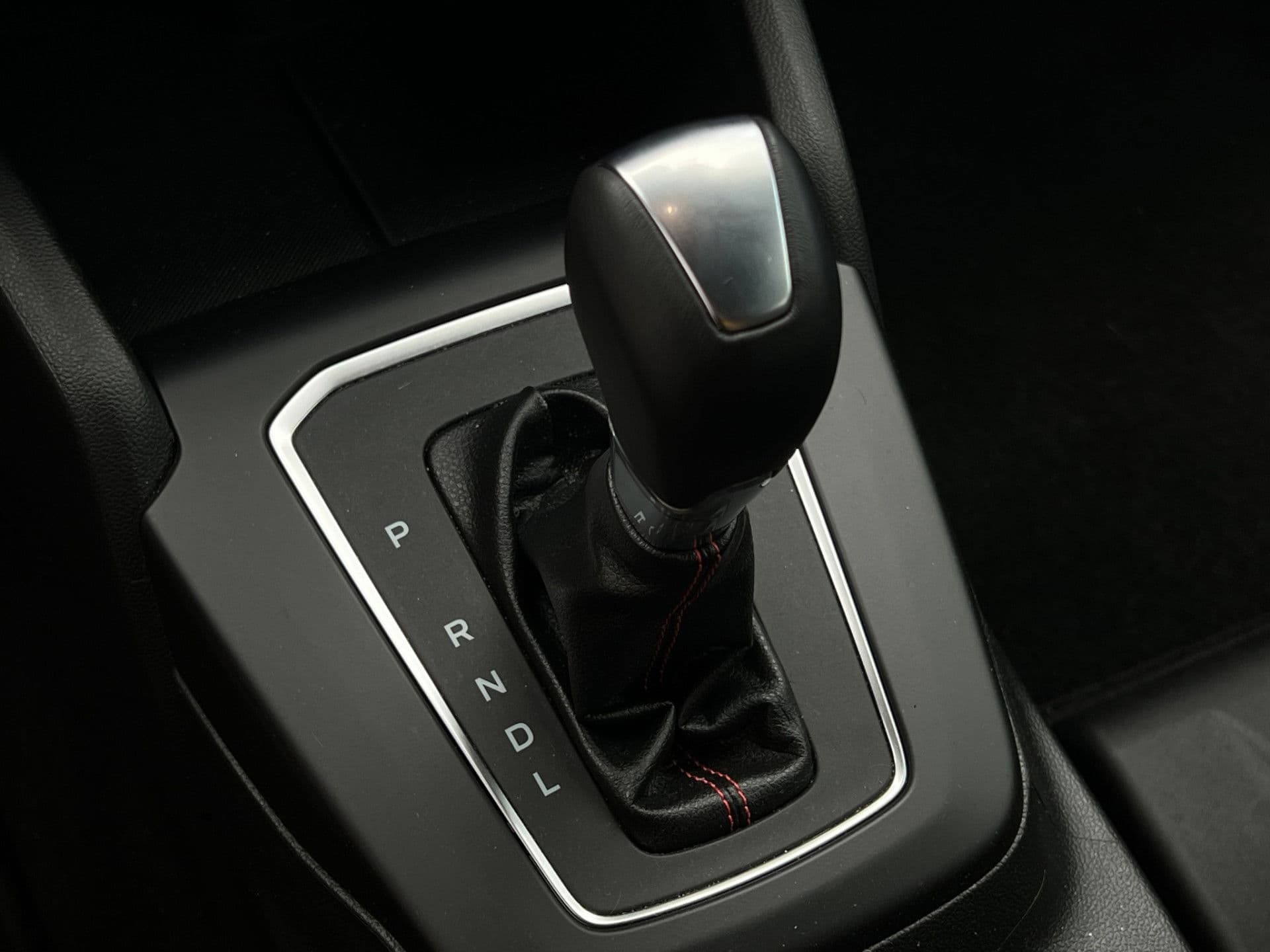 Ford FOCUS Wagon 1.0 EcoBoost Hybrid ST Line | Head-Up | Winter Pack | Driver Assist pack thumbnail 20