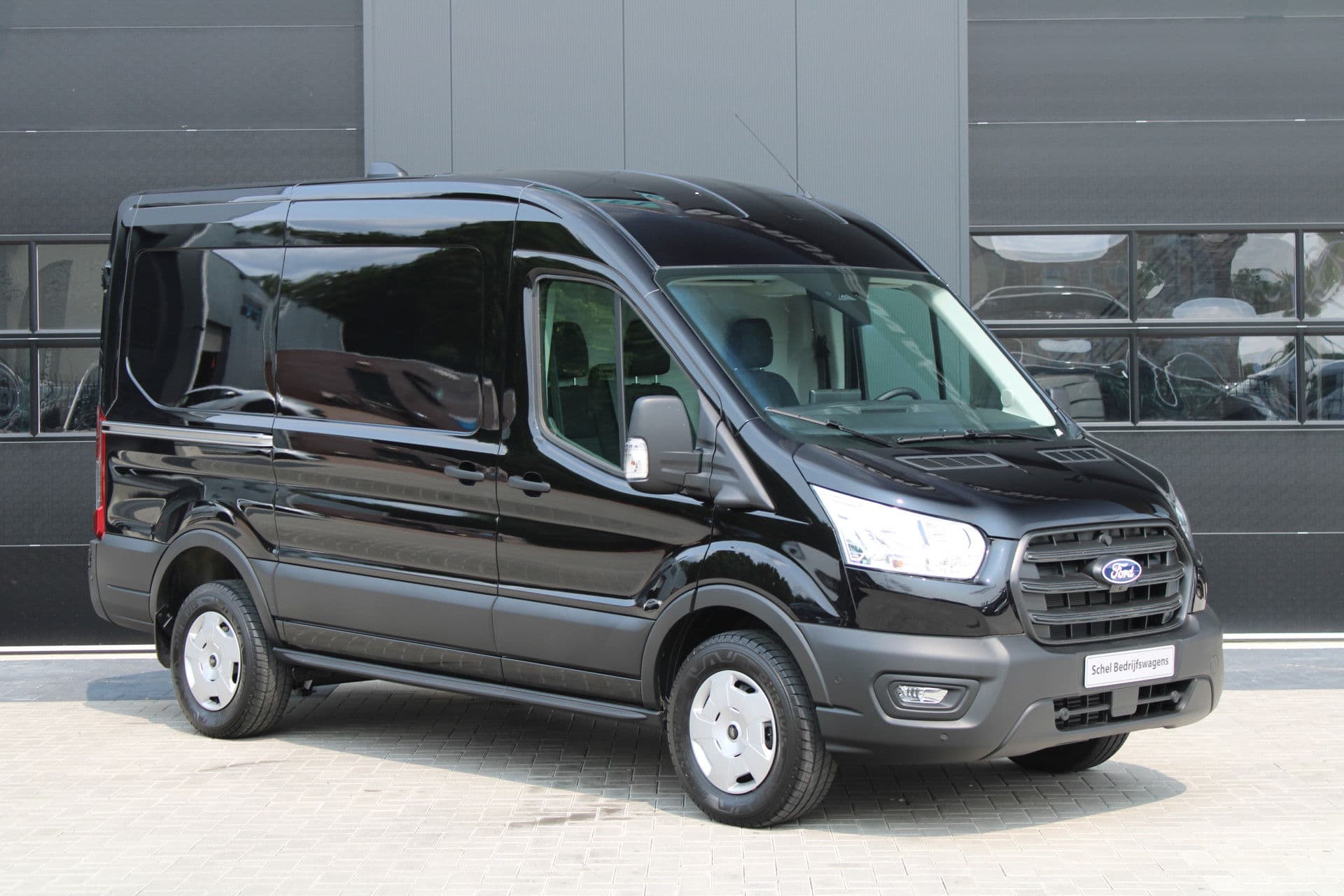 Ford Transit 350 2.0 TDCI L2H2 Trend 165pk - Facelift - 2x Schuifdeur - Adaptive Cruise - Navigatie - Blind Spot - 360 Camera - Stoel - Stuurverwarming - Rijklaar thumbnail 31