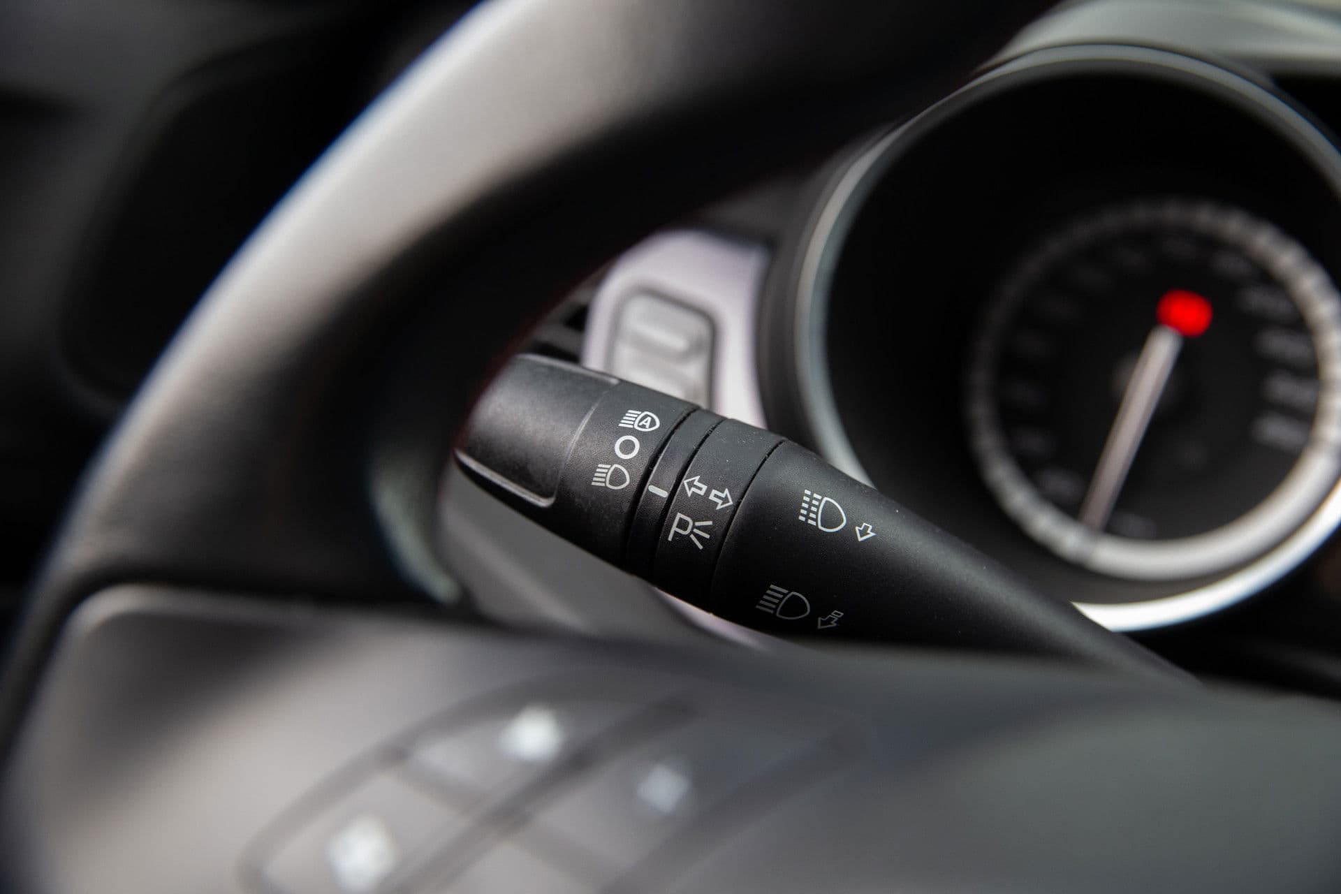 Alfa Romeo Giulietta 1.7 TBi Quadrifoglio Verde , Panoramadak, Cruise control, Goed onderhouden! thumbnail 13