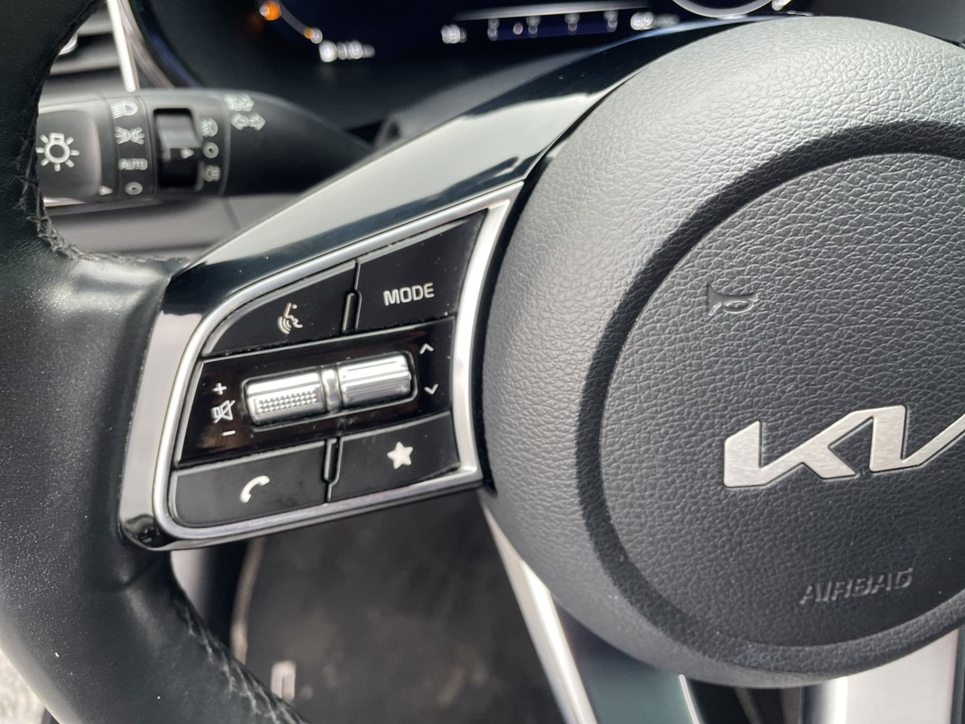 Kia Ceed Sportswagon 1.6 GDI PHEV ExecutiveLine | Virtual | Leder | Stoelverk | Camera thumbnail 13