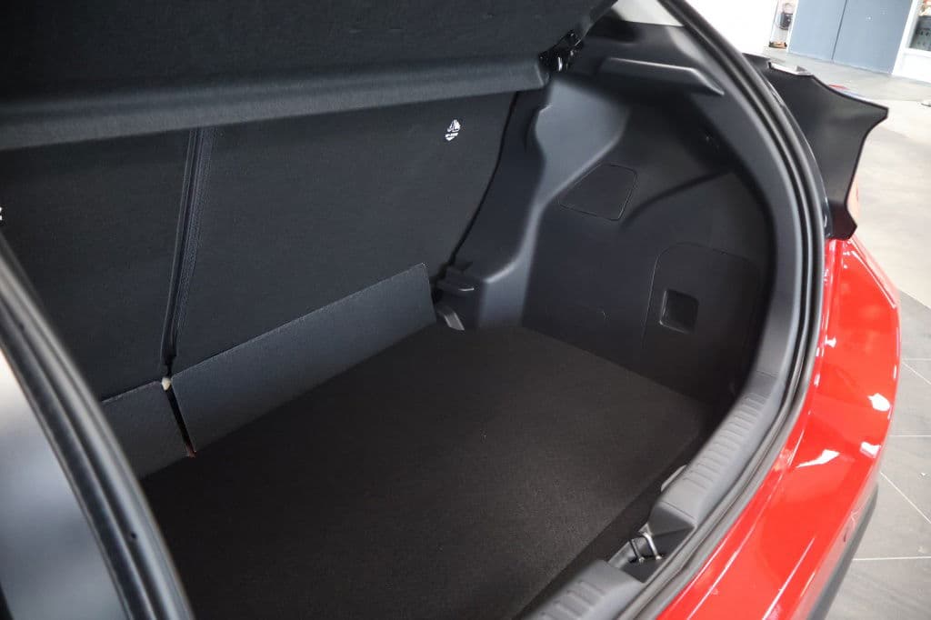 Toyota Yaris 1.5 Hybride 115 Dynamic | Comfort Pack | €3.000 korting thumbnail 22