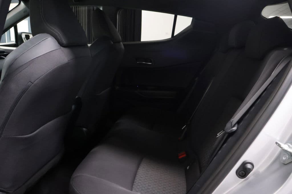 Toyota C-HR 1.8 Hybrid Dynamic | Dodehoekdetectie | PDC thumbnail 10