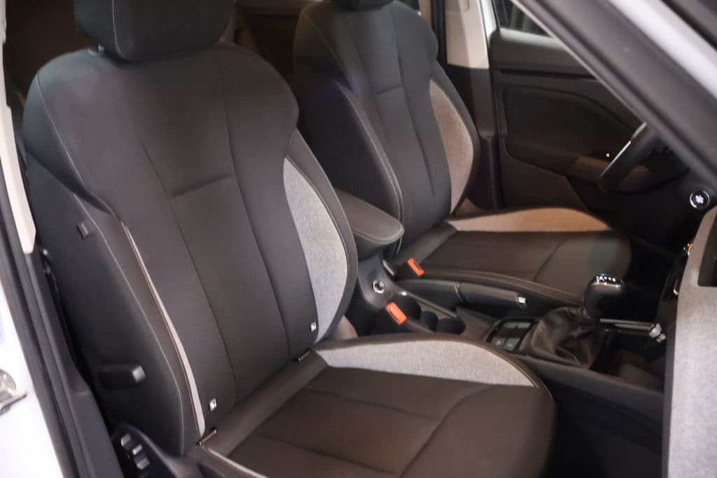 Škoda Kamiq 1.5 TSI Sport | Automaat thumbnail 11