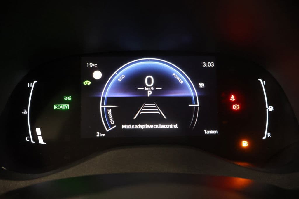 Toyota Yaris Cross 1.5 Hybride 130 Dynamic met Comfort Pack thumbnail 16