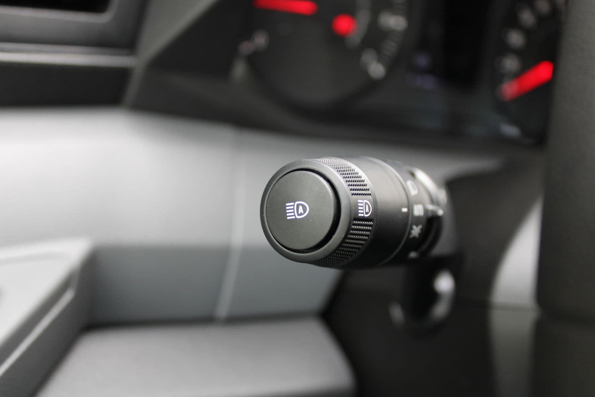 Renault Master T35 2.0 dCi 170pk L2H2 Extra - Navigatie - Blind Spot - Camera - Stoelverwarming - Verwarmde voorruit - Rijklaar thumbnail 32