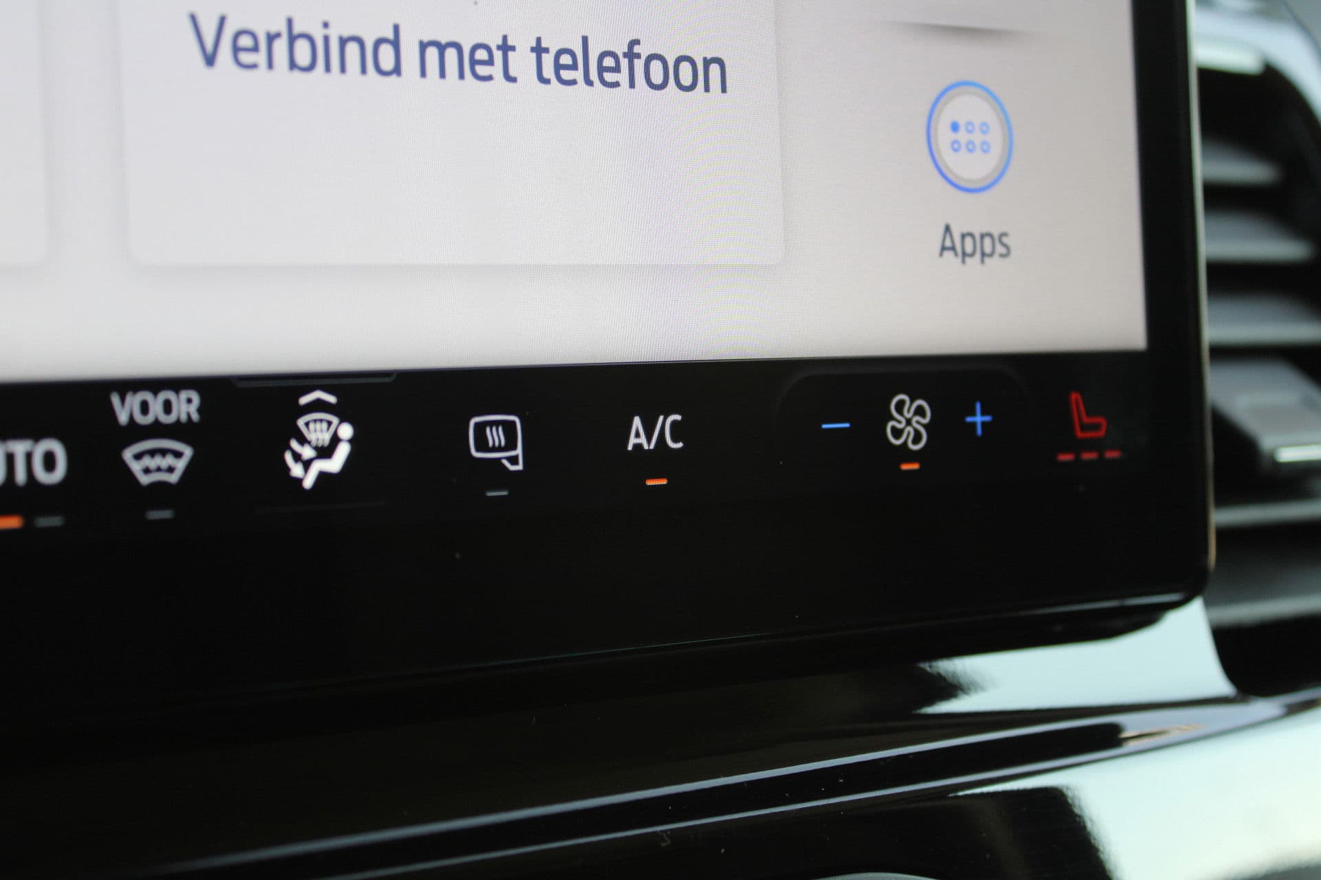 Ford Transit 350 2.0 TDCI L3H2 Trend 130pk - Camper/Grijs Kenteken - Blind Spot - ACC - Trekhaak - Stoelverwarming - Luifel - Rijklaar thumbnail 30