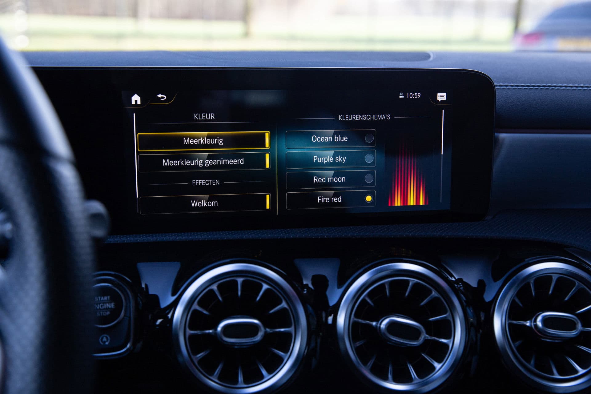 Mercedes-Benz CLA-Klasse 200 Premium Plus AMG , Panoramadak, Burmester, Head-up display, Vol! thumbnail 19