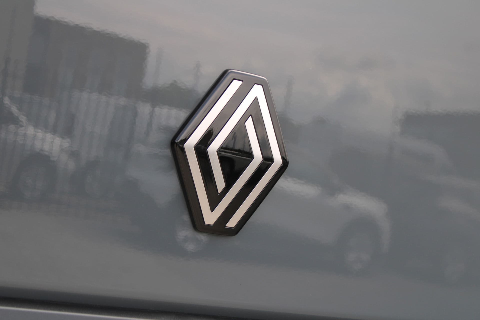 Renault Master T35 2.0 dCi 170pk L2H2 Extra - Navigatie - Camera - 270 gr deuren - Parkeersensoren - Draadloos laden - Rijklaar thumbnail 37