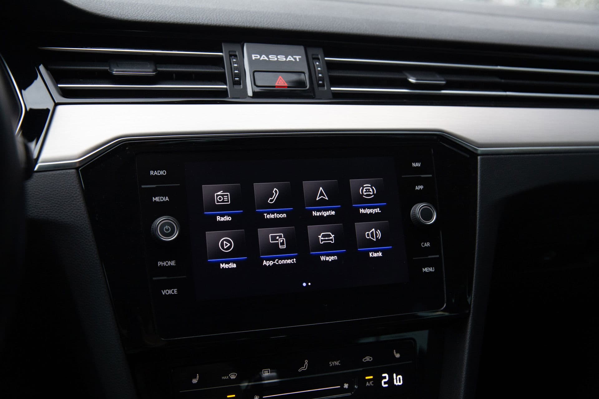 Volkswagen Passat Variant 1.5 TSI Elegance , Adap. cruise, Head-up display, thumbnail 12