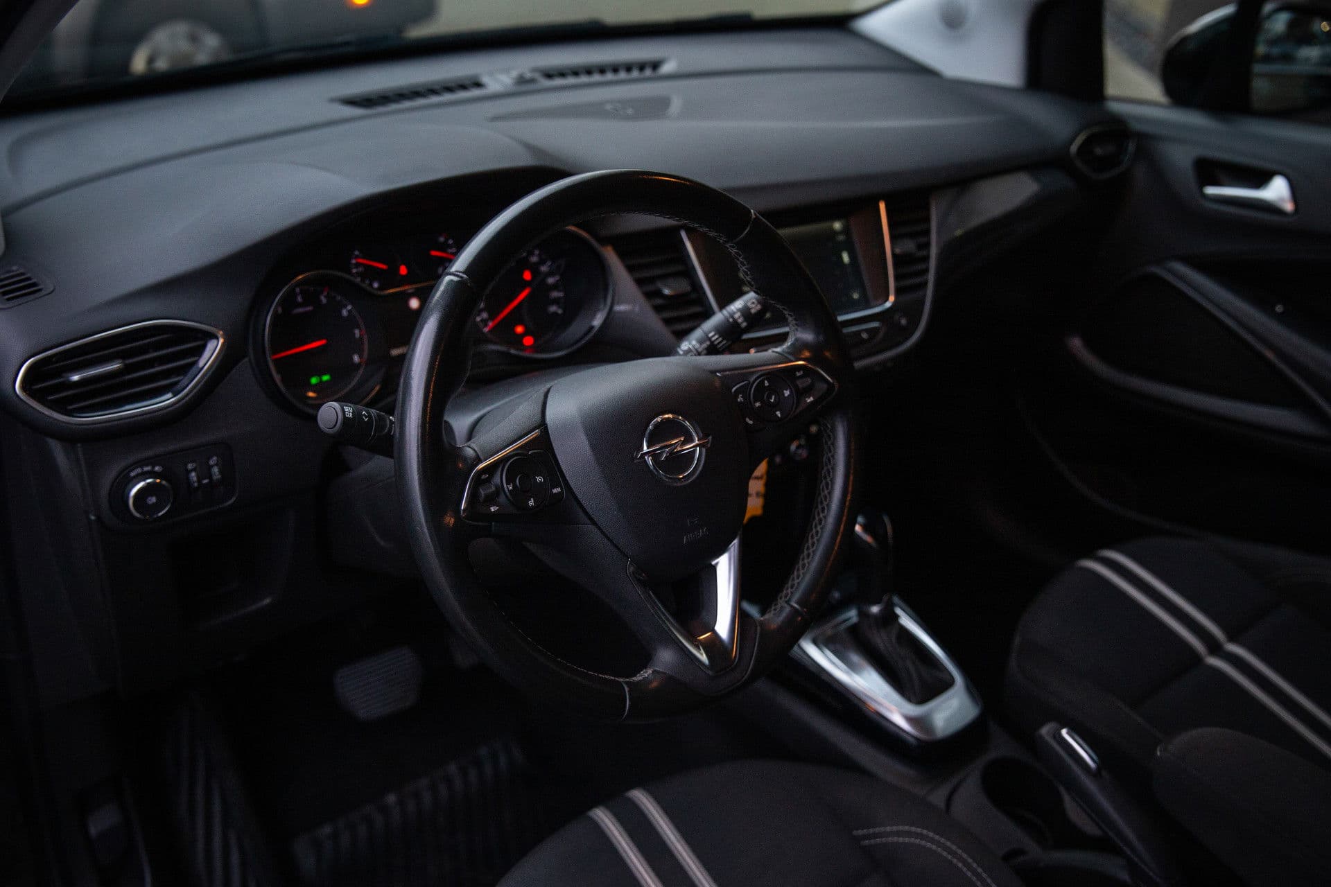 Opel Crossland 1.2 Turbo Elegance , Automaat, Cruise control, thumbnail 4