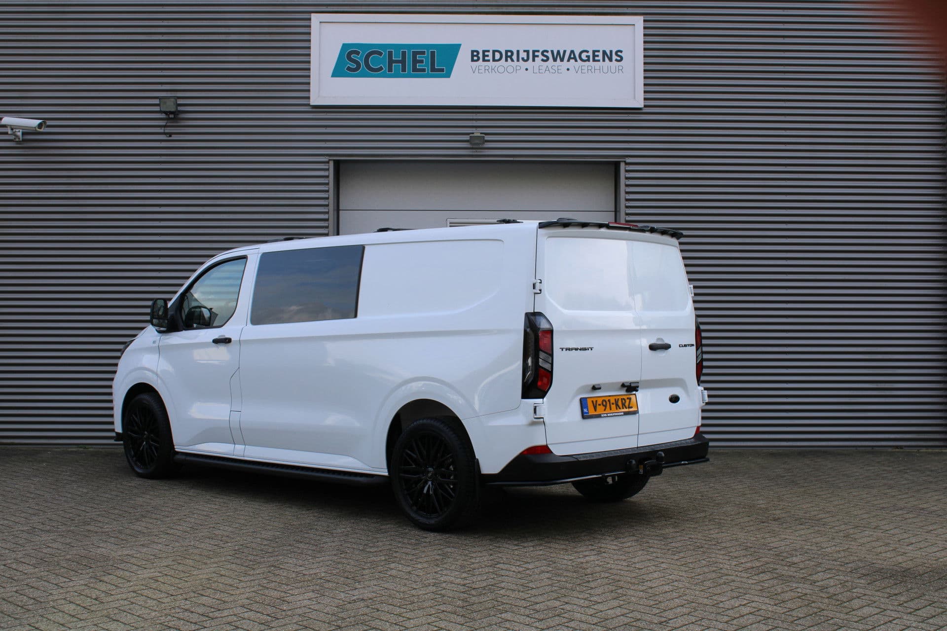 Ford Transit Custom 320 2.0 TDCI L2H1 Trend DC 136pk - Raptor Grill - Styling Pack - LM velgen - Betimmering - Camera - Trekhaak - LED koplampen - Rijklaar thumbnail 10