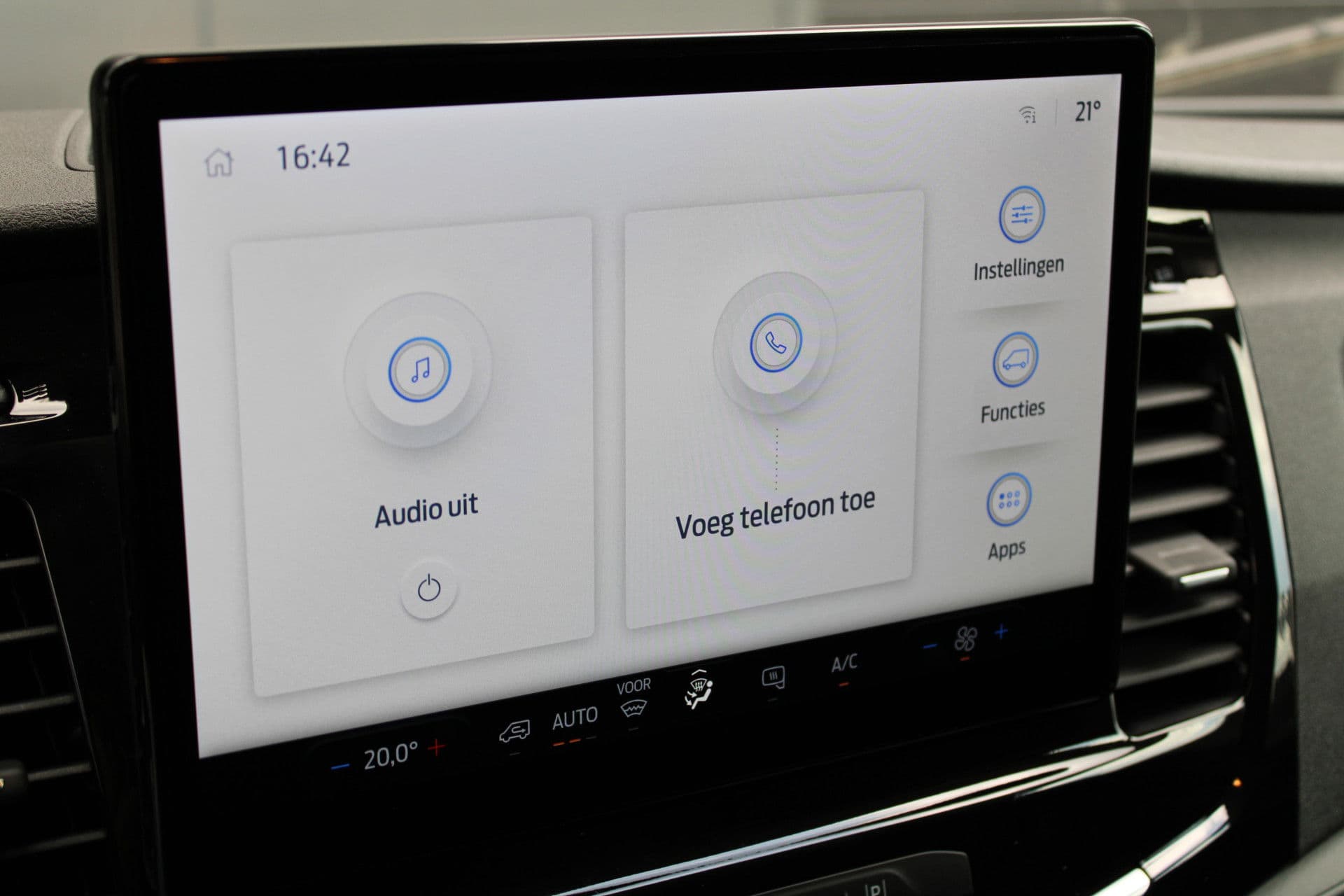 Ford Transit 350 2.0 TDCI L4H3 Trend 165pk RWD - Carplay - Android - Cruise - Camera - 270gr deuren - Rijklaar thumbnail 17