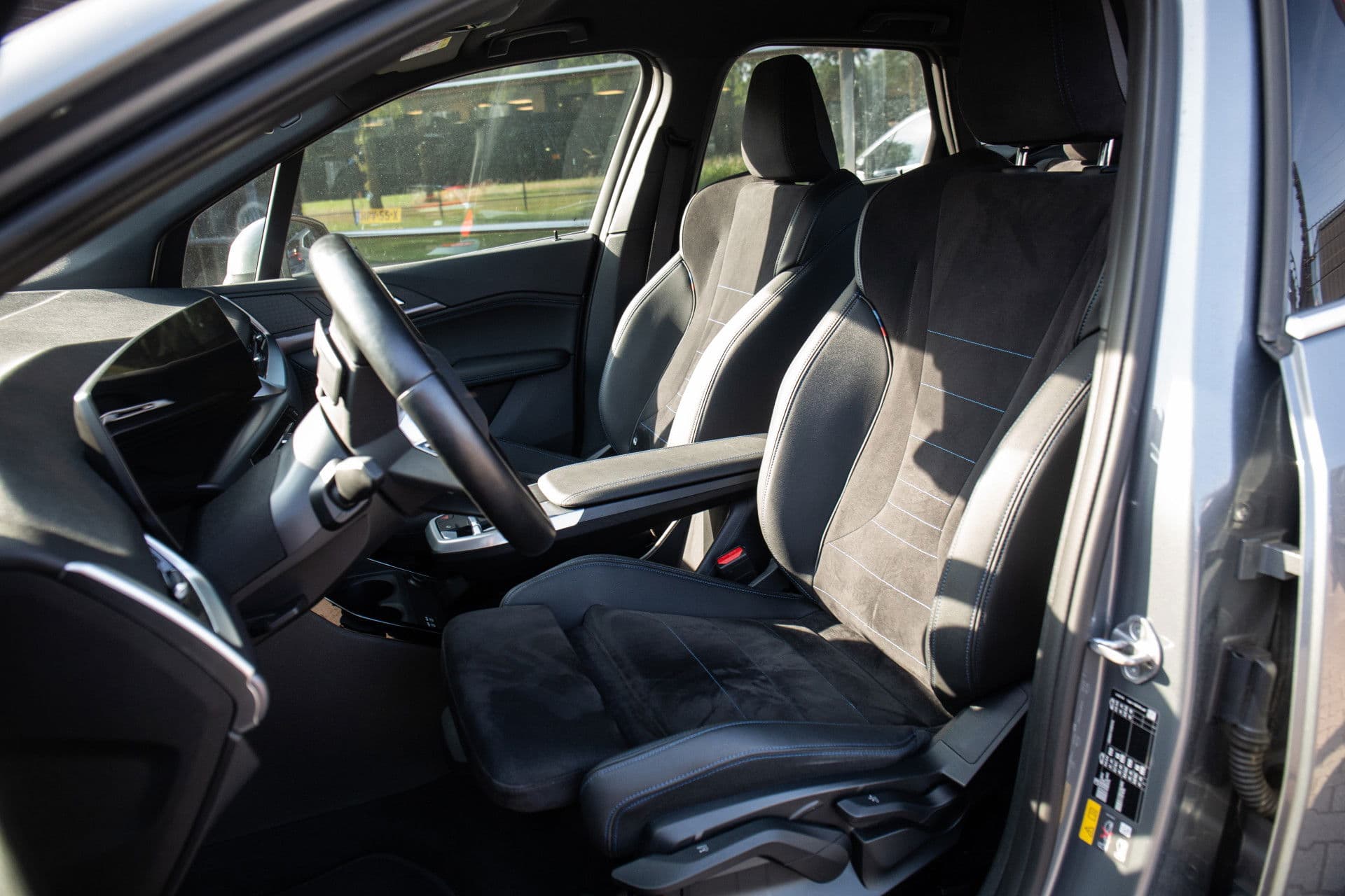 BMW 2 Serie Active Tourer 225e xDrive M-Sport , Trekhaak, Sportstoelen, Achteruitrijcamera thumbnail 6