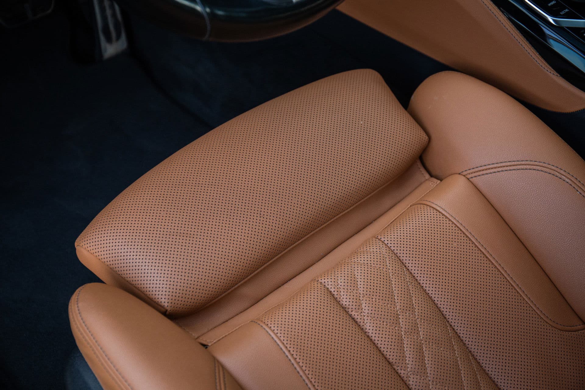 BMW 5 Serie Touring 530e M-Sport , Shadowline, Adaptive Cruise, Trekhaak, Leder, SOH 91% thumbnail 8