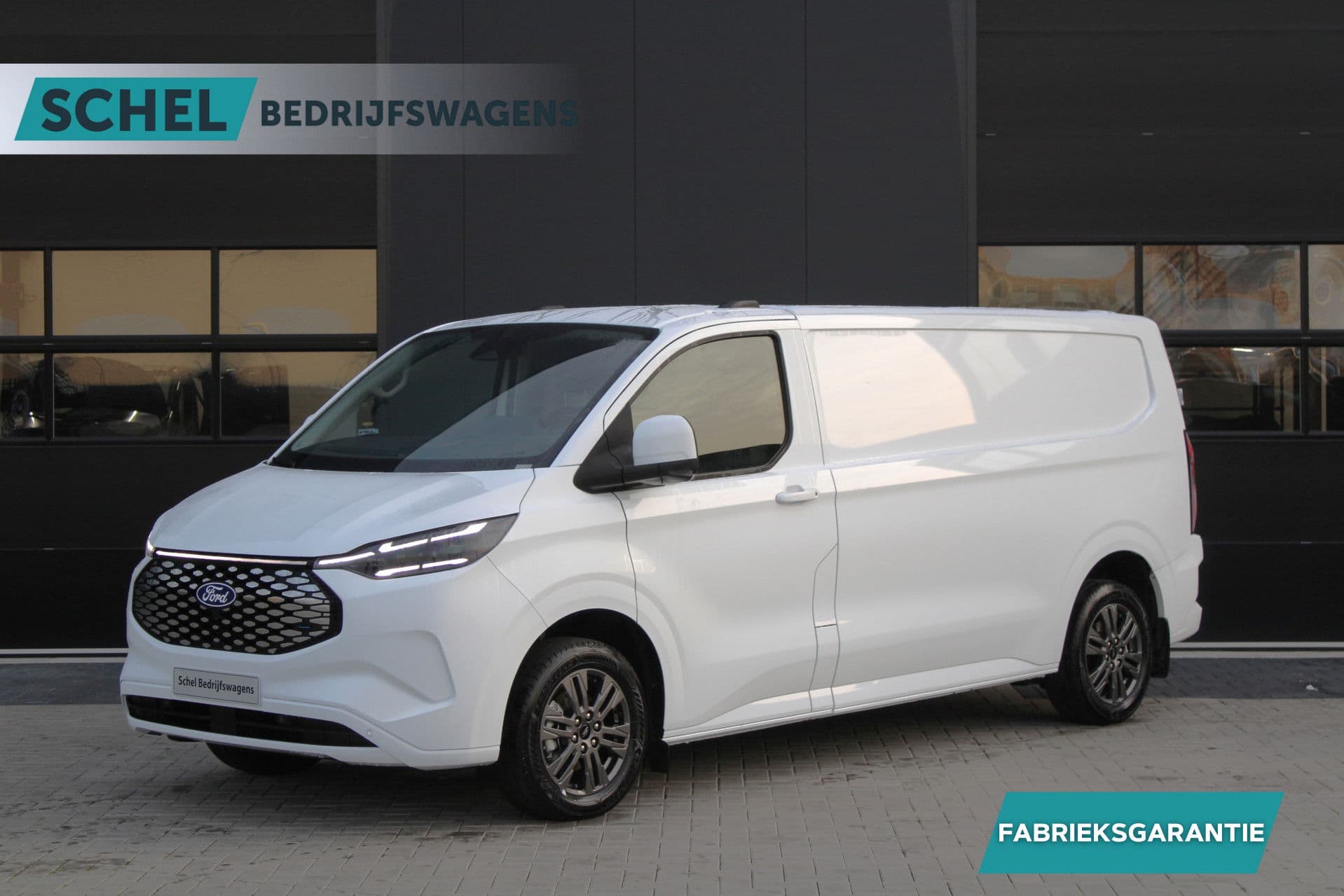 Ford E-Transit Custom 340 L2H1 Limited 65 kWh 218pk - LED - 360 Camera - B&O - ACC - Navi - Stoel/Stuurverwarming - Rijklaar