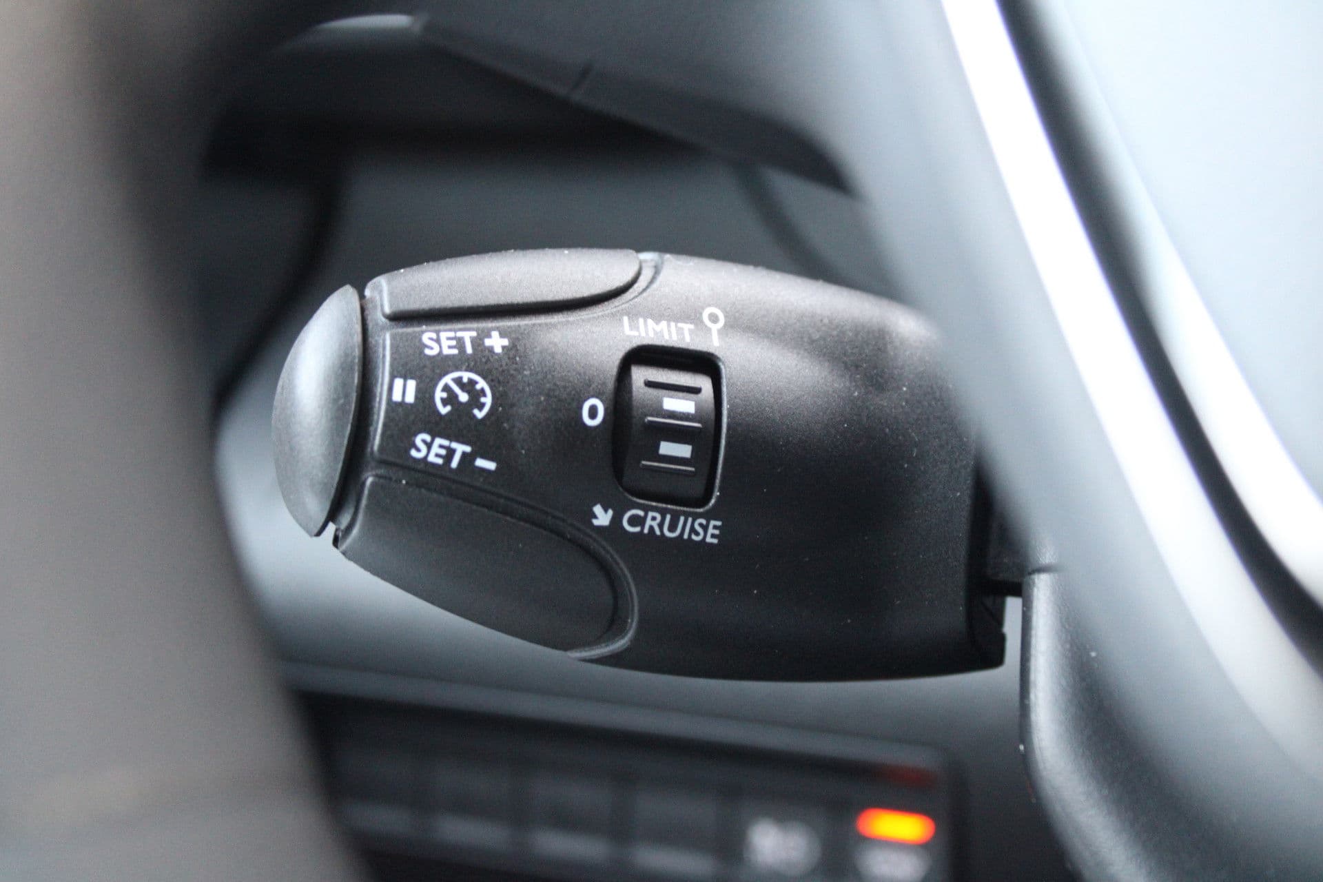 Peugeot E-Partner 136 L1 50 kWh 136pk - Airco - Cruise - PDC - Camera - Stoelverwarming - Rijklaar thumbnail 18