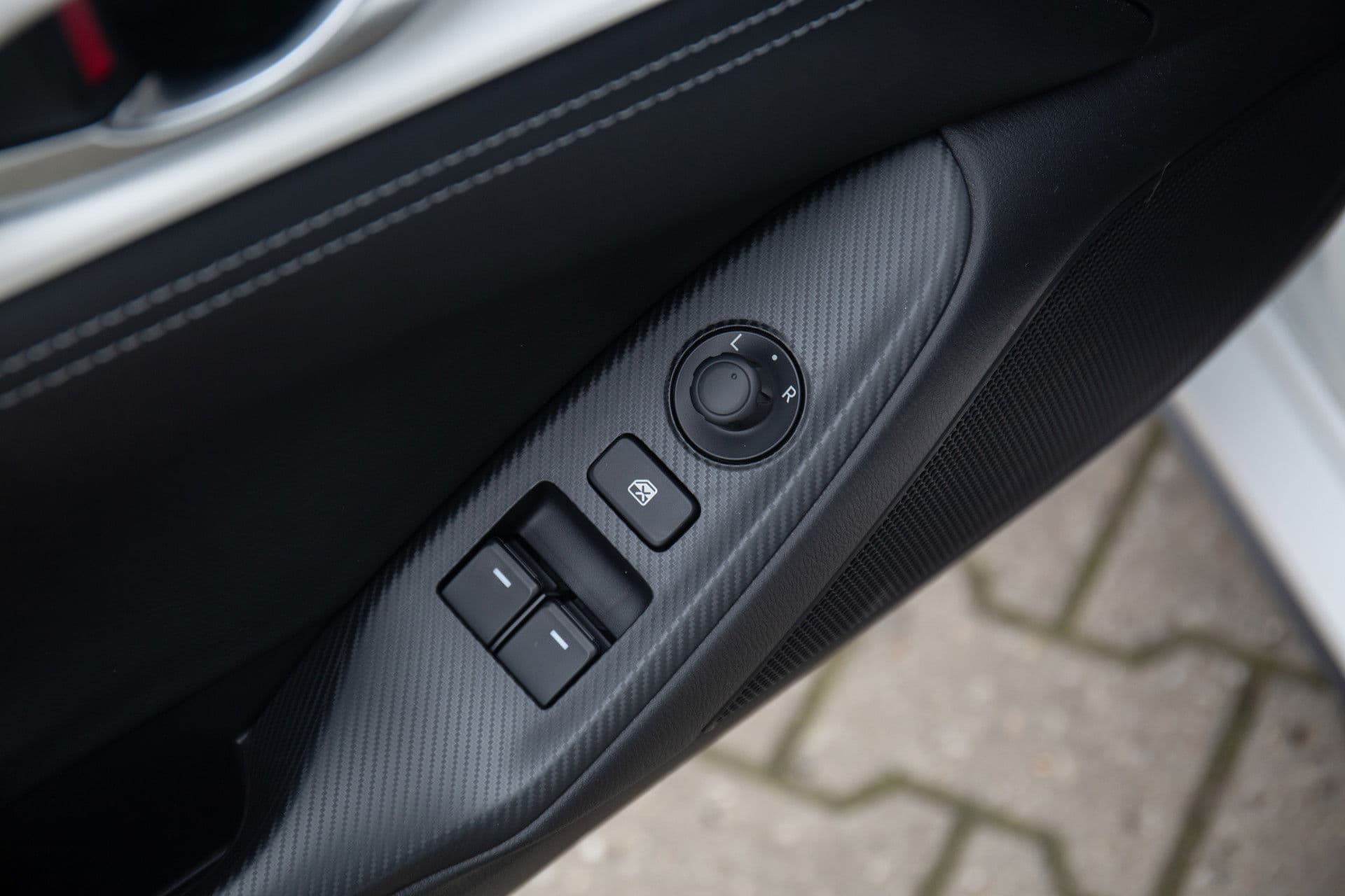 Mazda MX-5 2.0 SkyActiv-G 184 Exclusive Line , Carplay, Achteruitrijcamera, Stoelverwarming, Keyless thumbnail 21