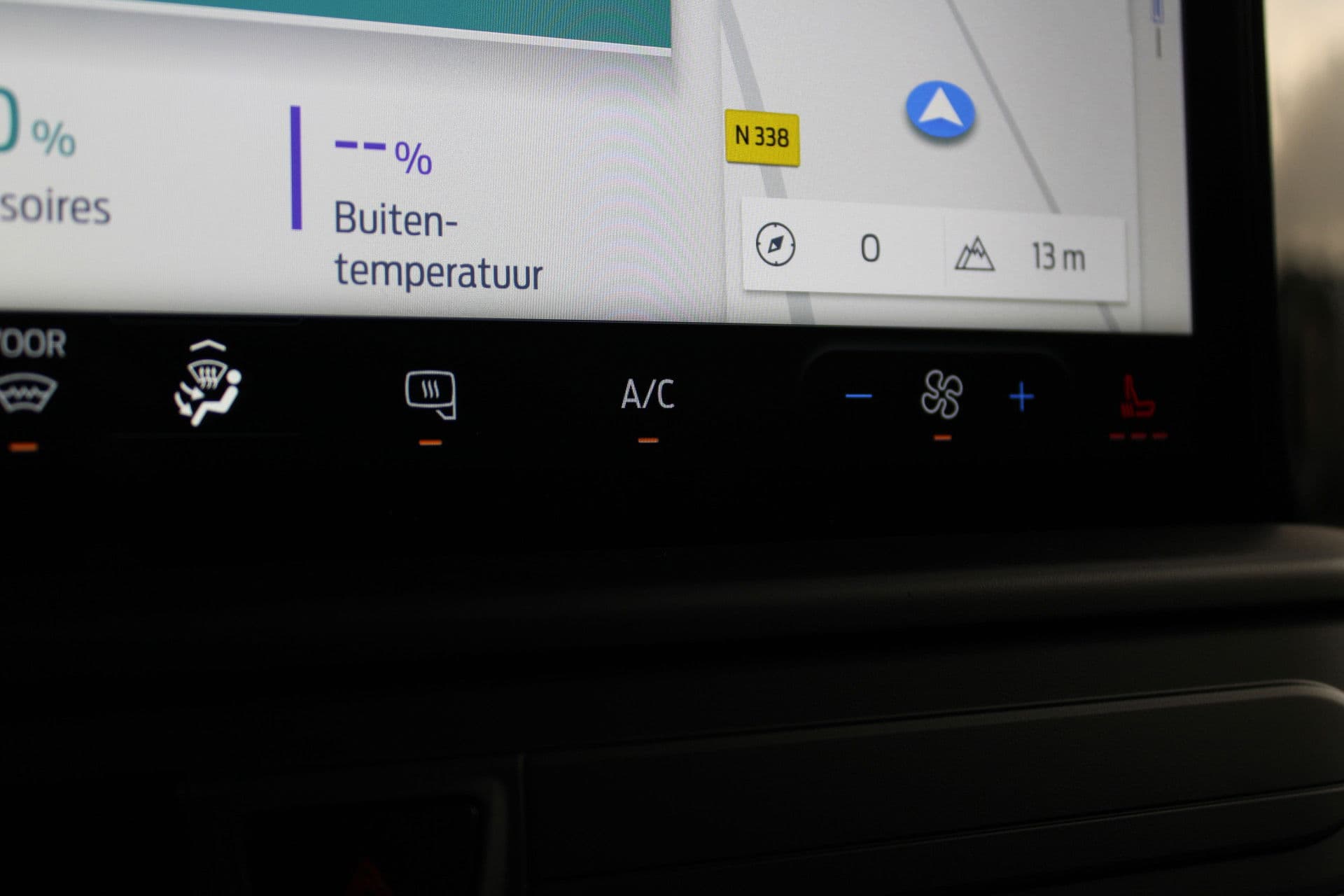 Ford E-Transit Custom 340 L2H1 Limited 65 kWh 218pk - 2x Schuif - LED - 360 Camera - B&O - ACC - Navi - Stoel/Stuurverwarming - Rijklaar thumbnail 38