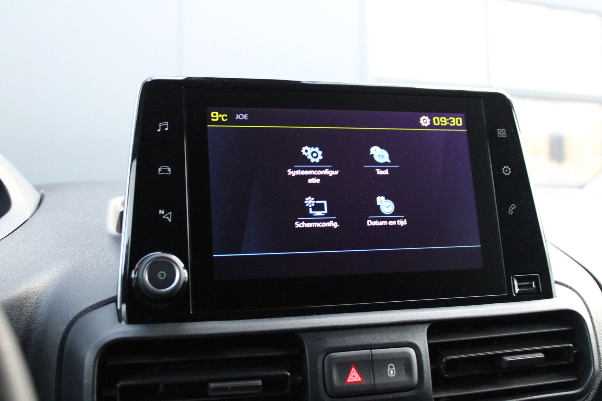 Peugeot E-Partner 136 L1 50 kWh 136pk - Airco - Cruise - PDC - Camera - Stoelverwarming - Rijklaar thumbnail 31