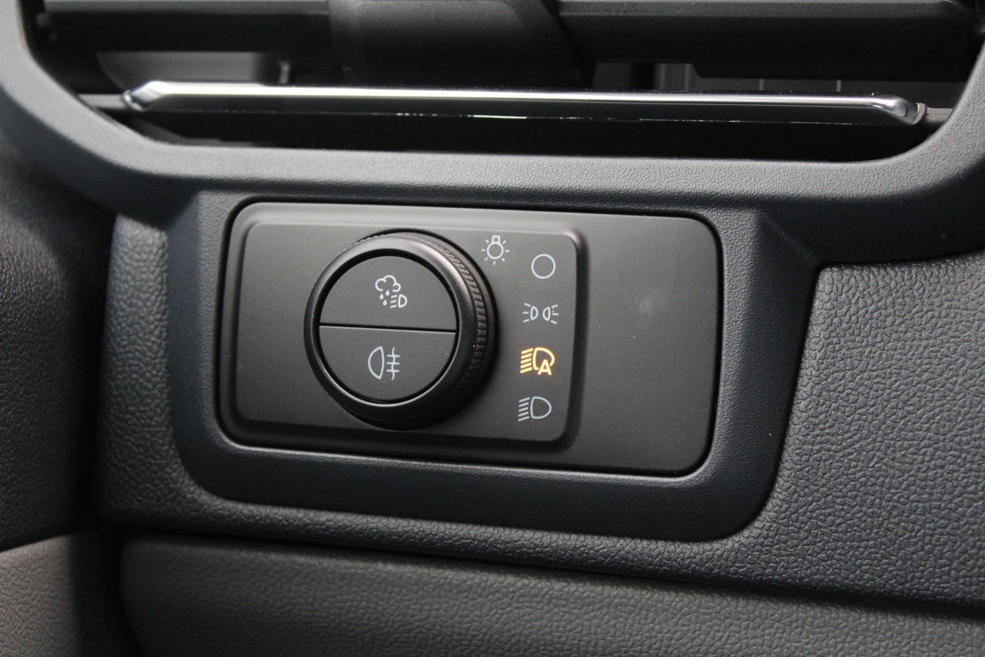 Ford E-Transit Custom 340 L2H1 Limited 65 kWh 218pk - DIRECT LEVERBAAR - 2x Schuif - LED - 360 Camera - B&O - ACC - Navi - Stoel/Stuurverwarming - Rijklaar thumbnail 27