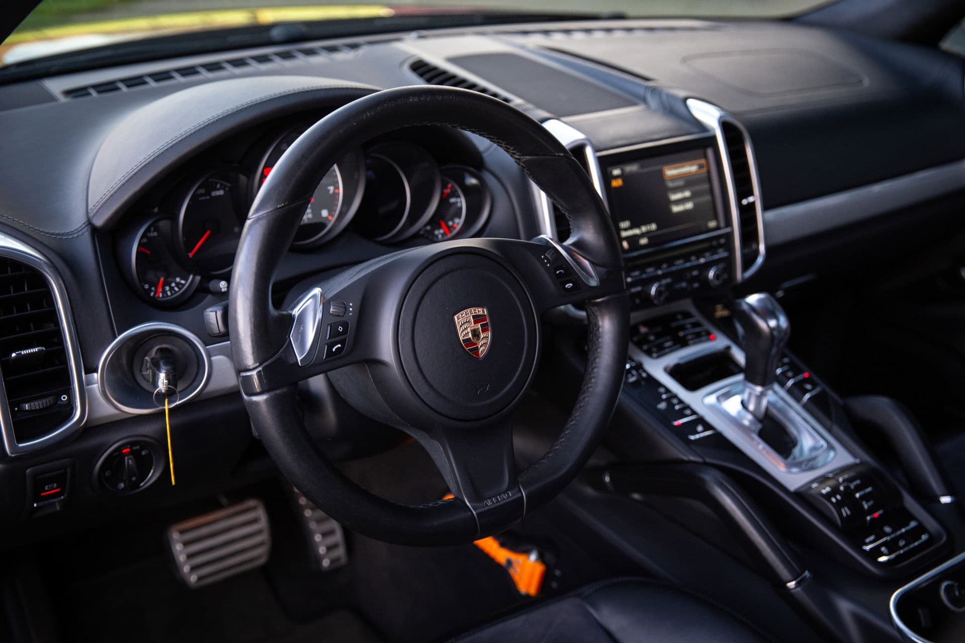 Porsche Cayenne 4.8 GTS , Panoramadak, Cruise control, Memory-seat, Achteruitrijcamera thumbnail 9