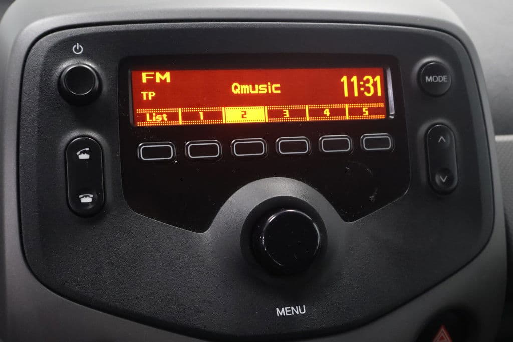 Peugeot 108 1.0 e-VTi Allure TOP thumbnail 19