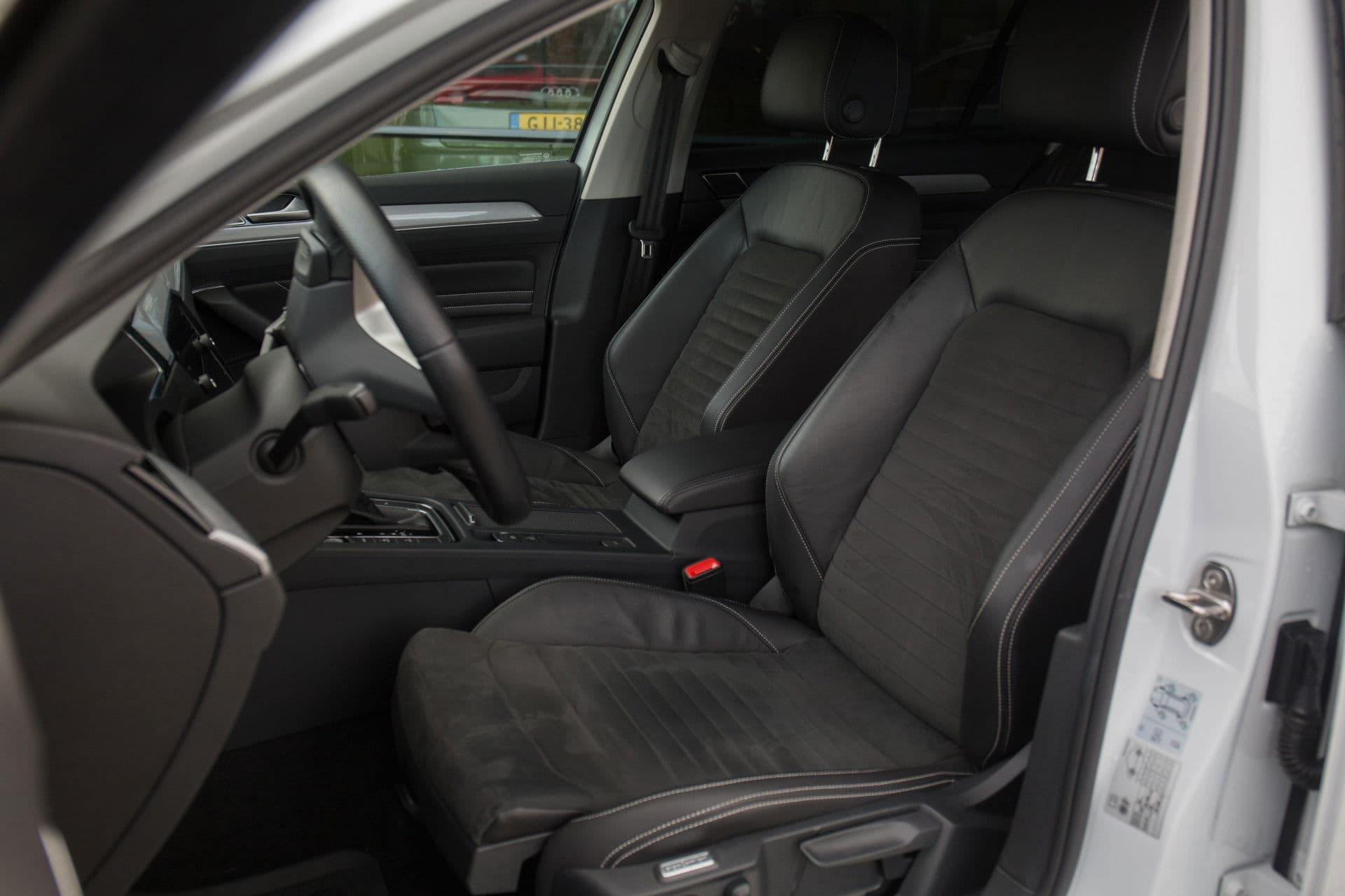 Volkswagen Passat Variant 1.4 TSI PHEV GTE Business , Adaptive cruise, Trekhaak, Carplay, Camera, thumbnail 6