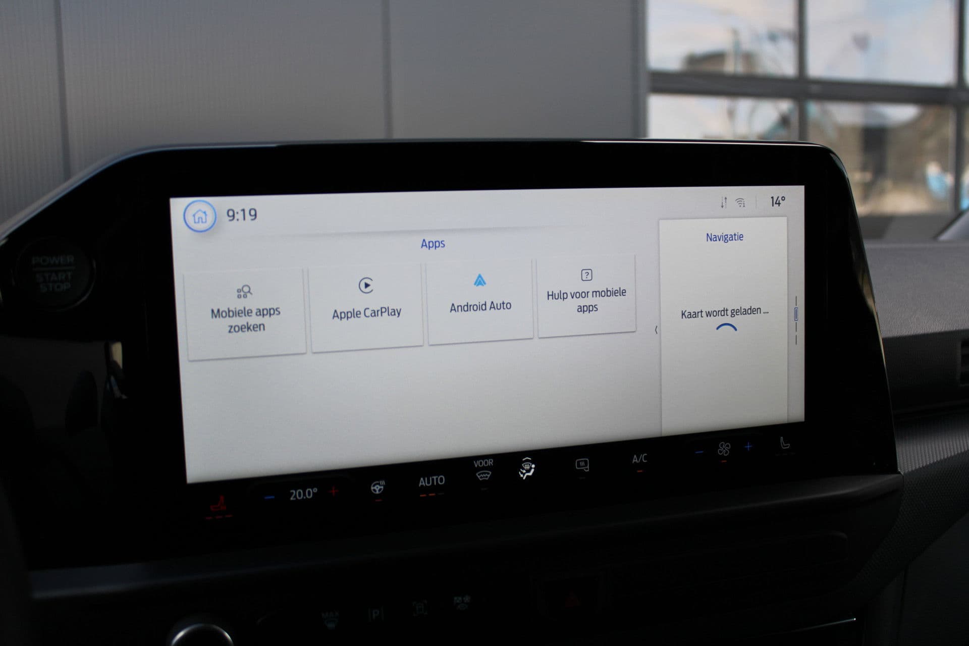 Ford Transit Custom 320 2.0 TDCI L2H1 Limited 150pk - Adaptive Cruise - Verwarmd stuur - Blind spot - Navigatie - Camera - Draadloos laden - Rijklaar thumbnail 28